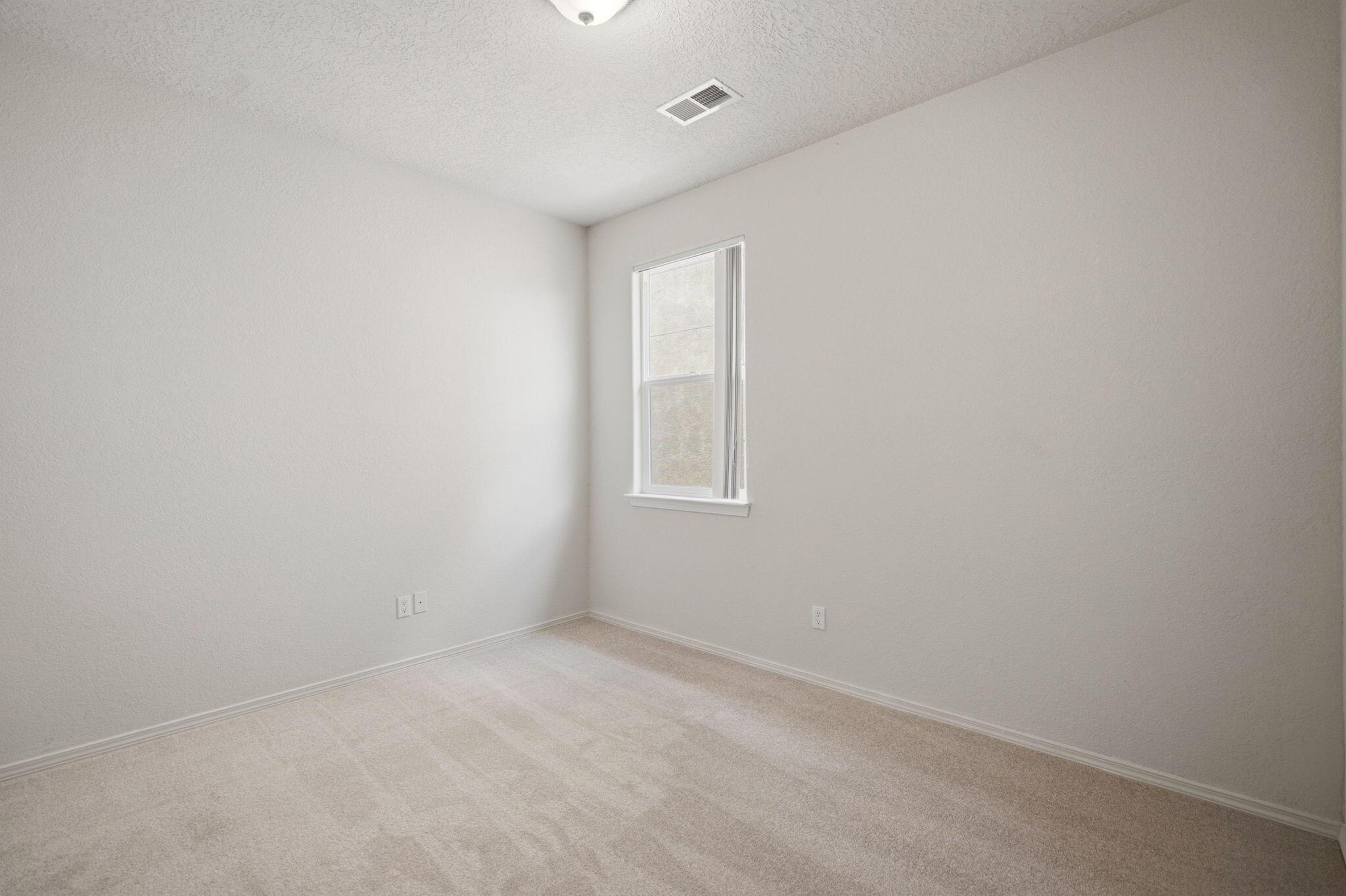 Photo 20 — 10435 Savoy Drive NW
