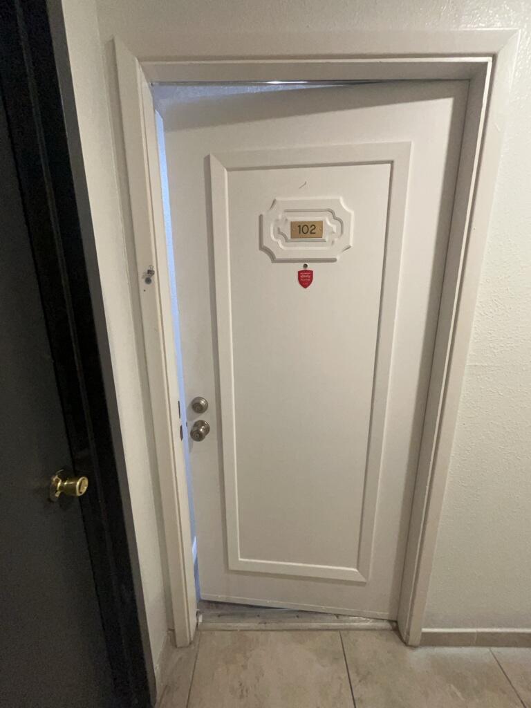 Photo 2 — 3825 Montgomery Boulevard NE APT 102