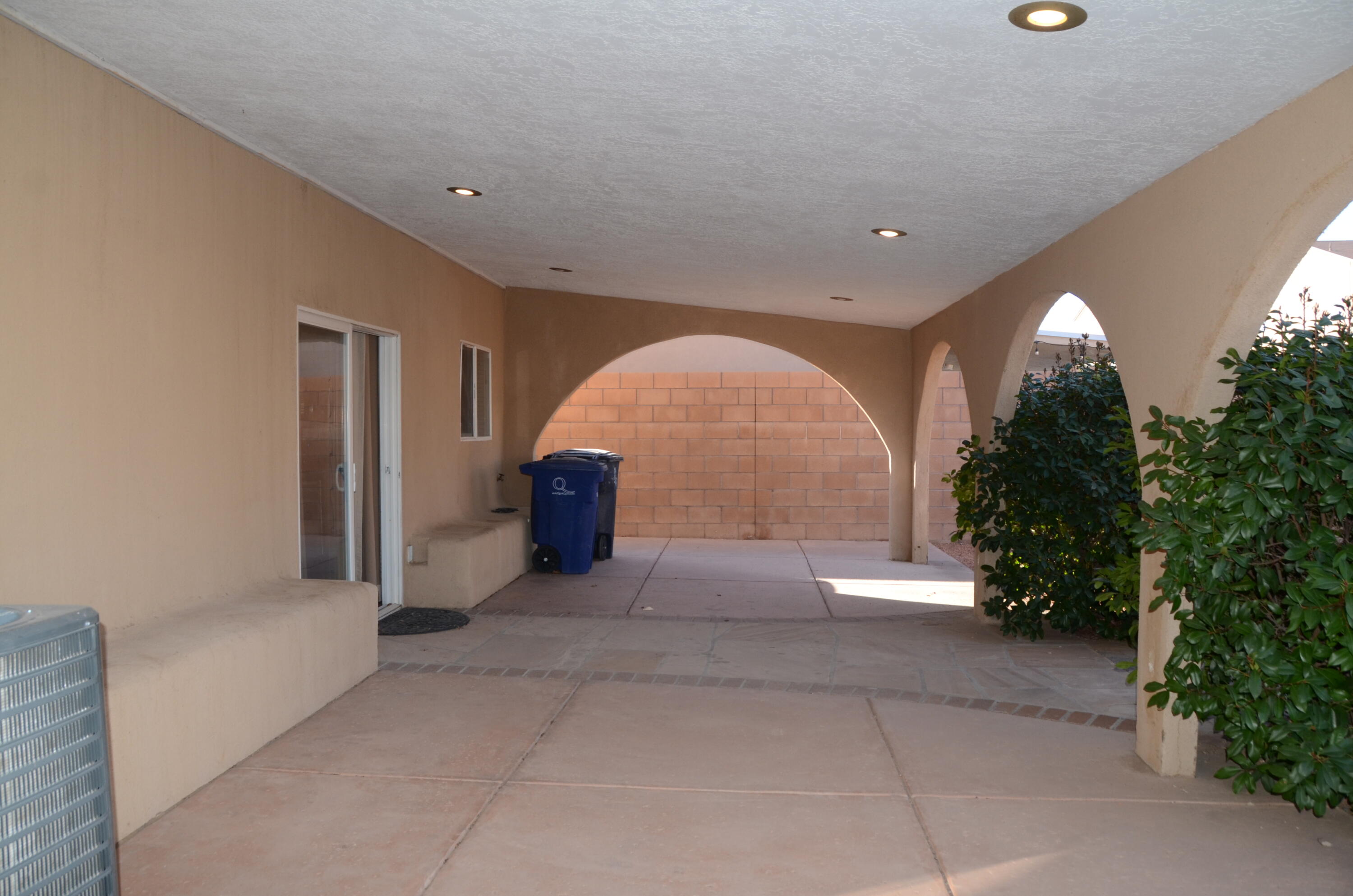 Photo 9 — 9419 Hondo Valley Place SW