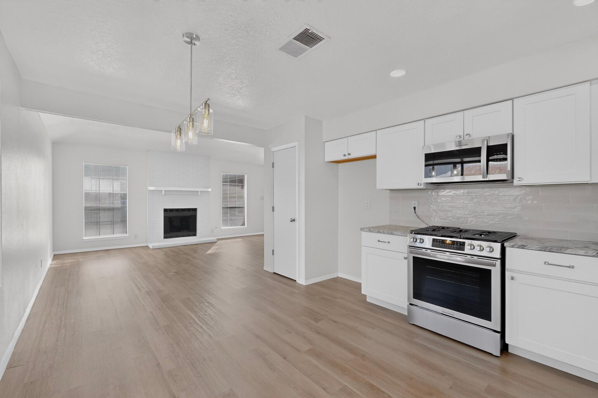 Photo 14 — 1013 Riverview Place NW