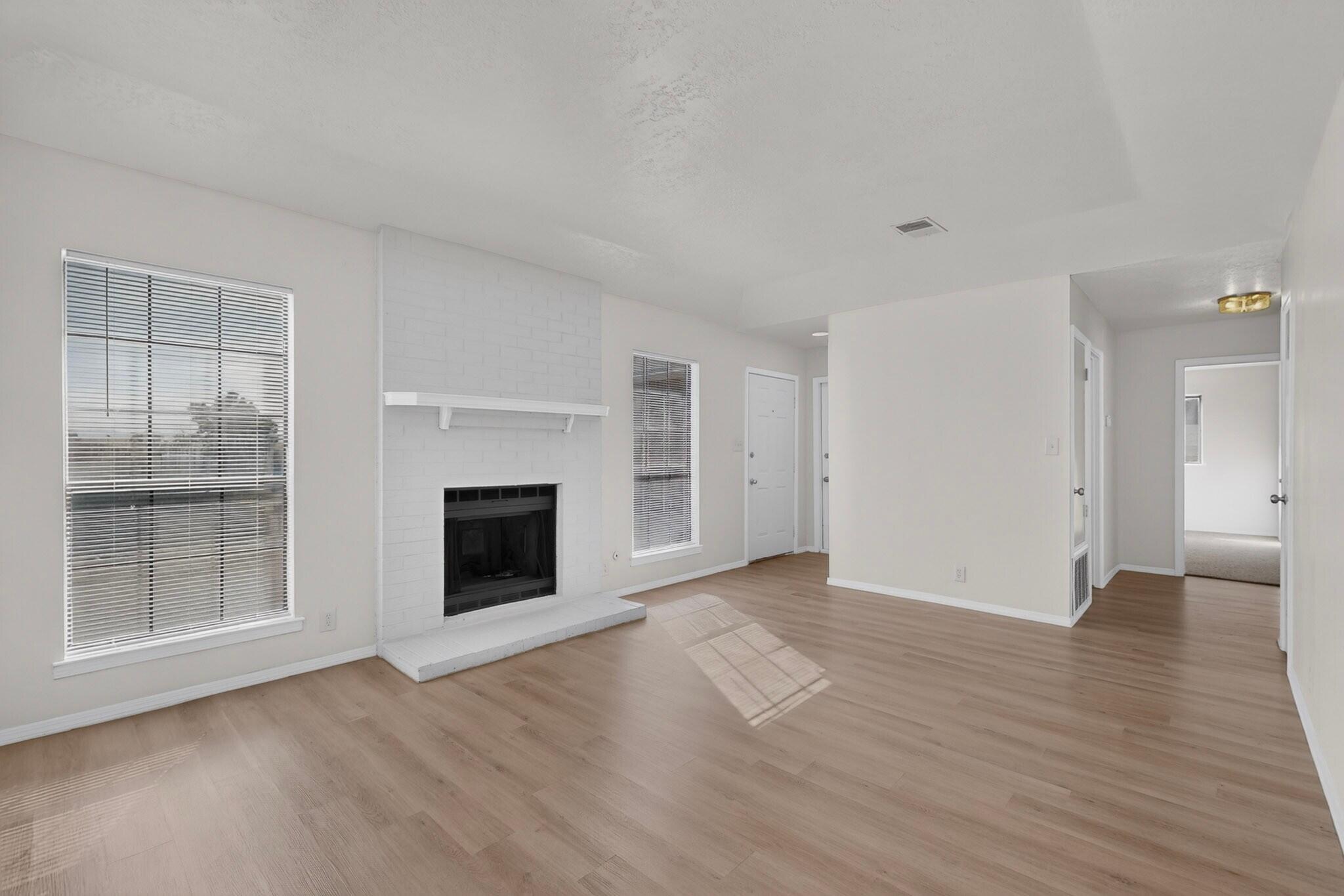 Photo 16 — 1013 Riverview Place NW