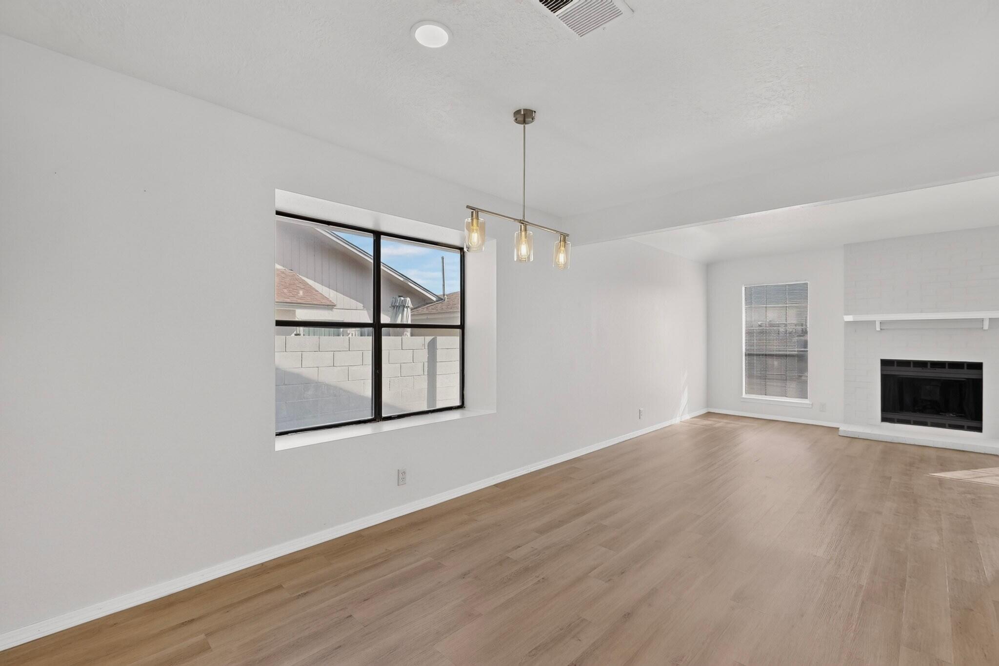 Photo 15 — 1013 Riverview Place NW