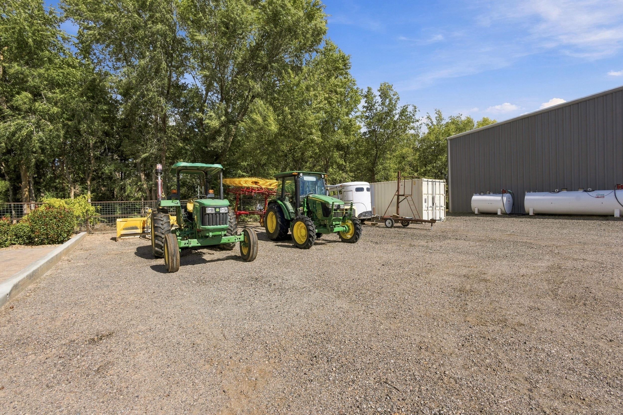 Photo 20 — 2309 Luchetti Road SW