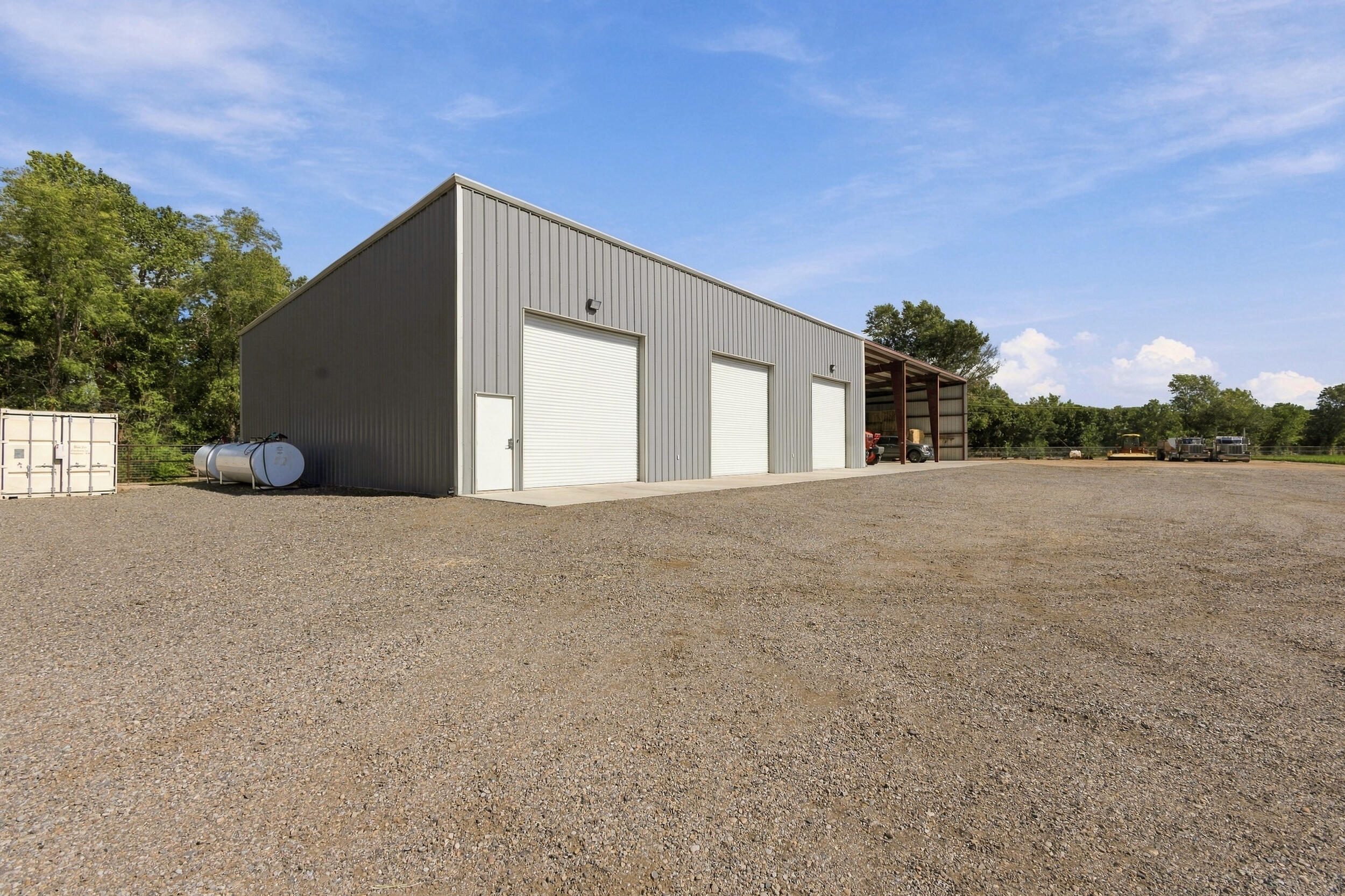 Photo 19 — 2309 Luchetti Road SW
