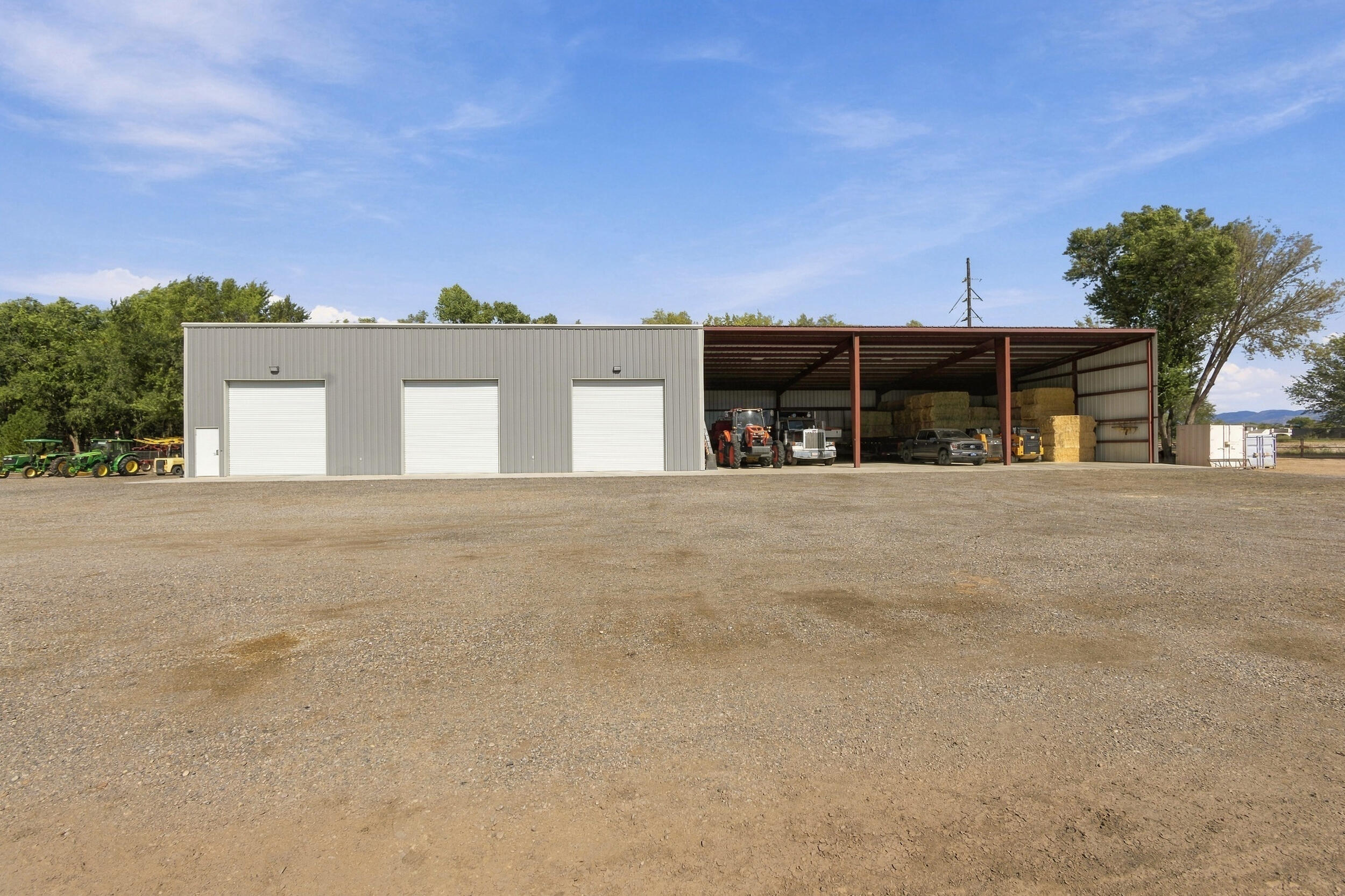 Photo 18 — 2309 Luchetti Road SW
