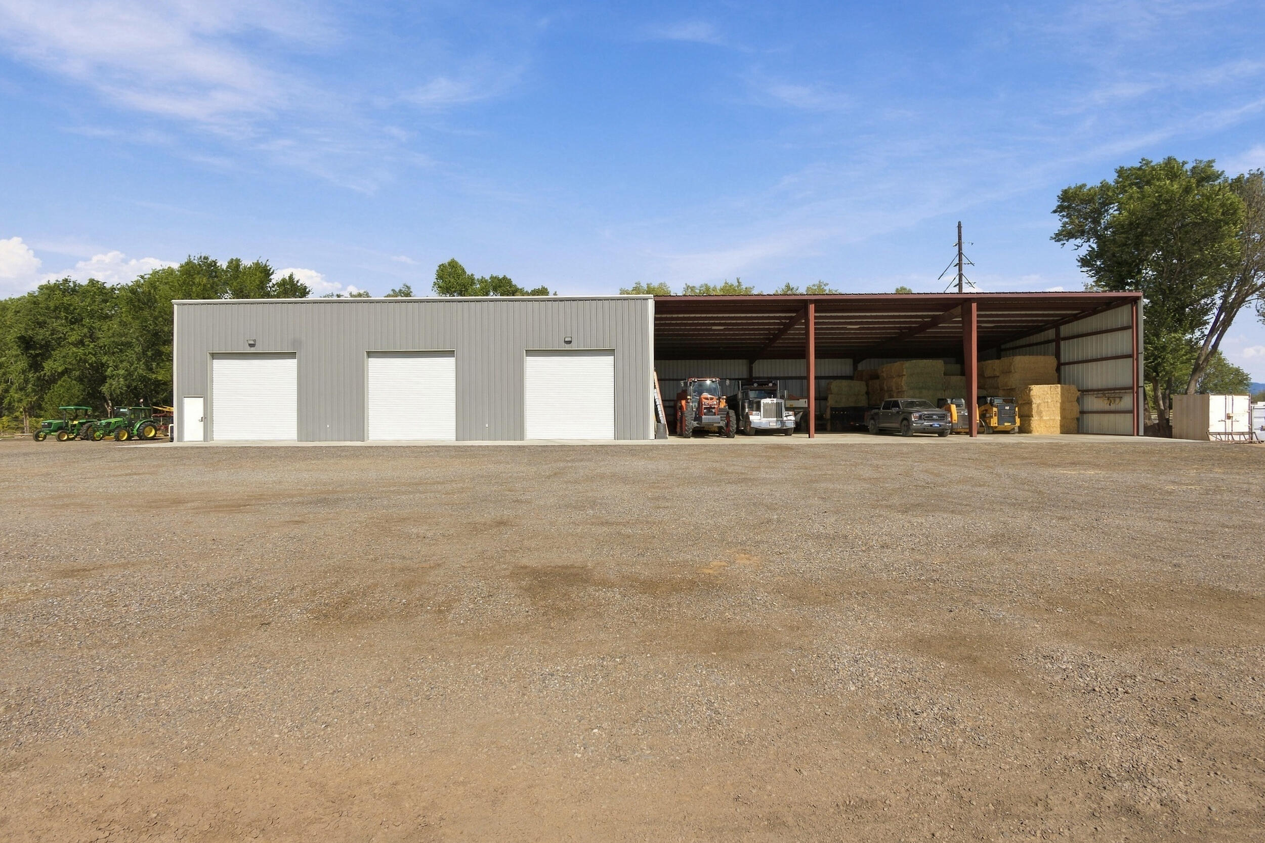 Photo 17 — 2309 Luchetti Road SW