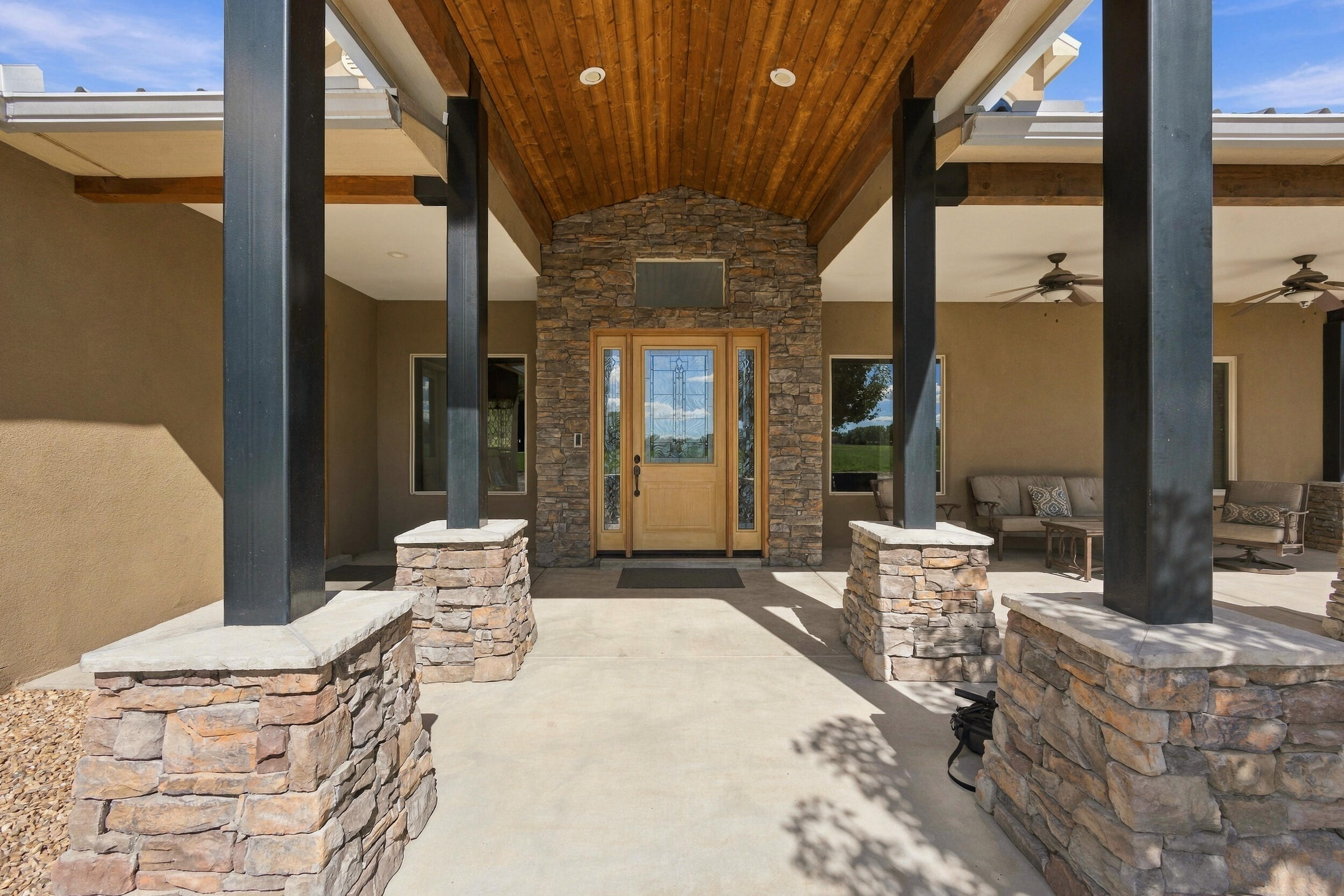 Photo 11 — 2309 Luchetti Road SW