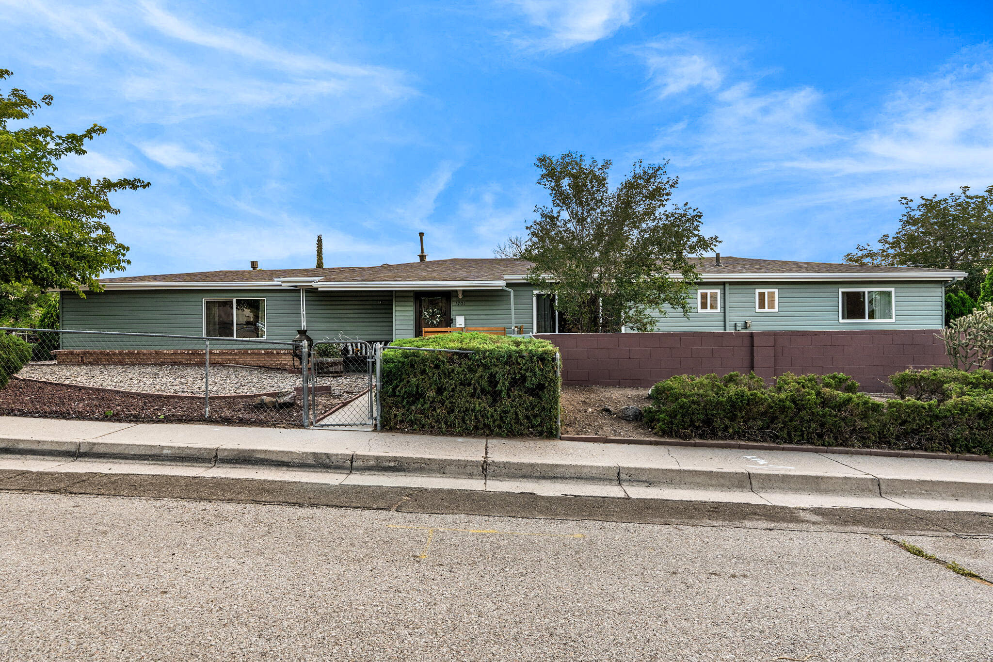 1701 Vassar Drive SE