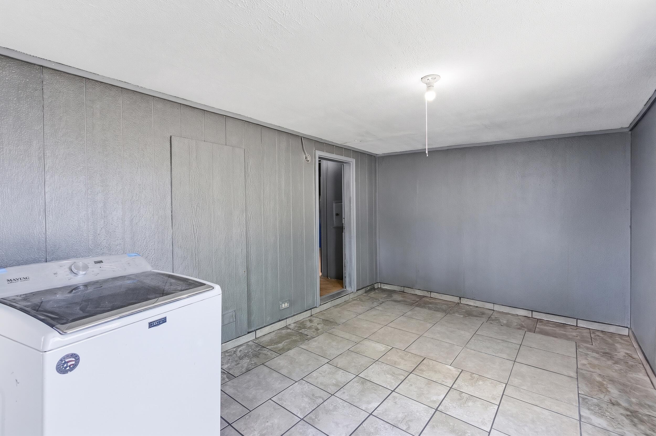Photo 3 — 5 Selleck Road