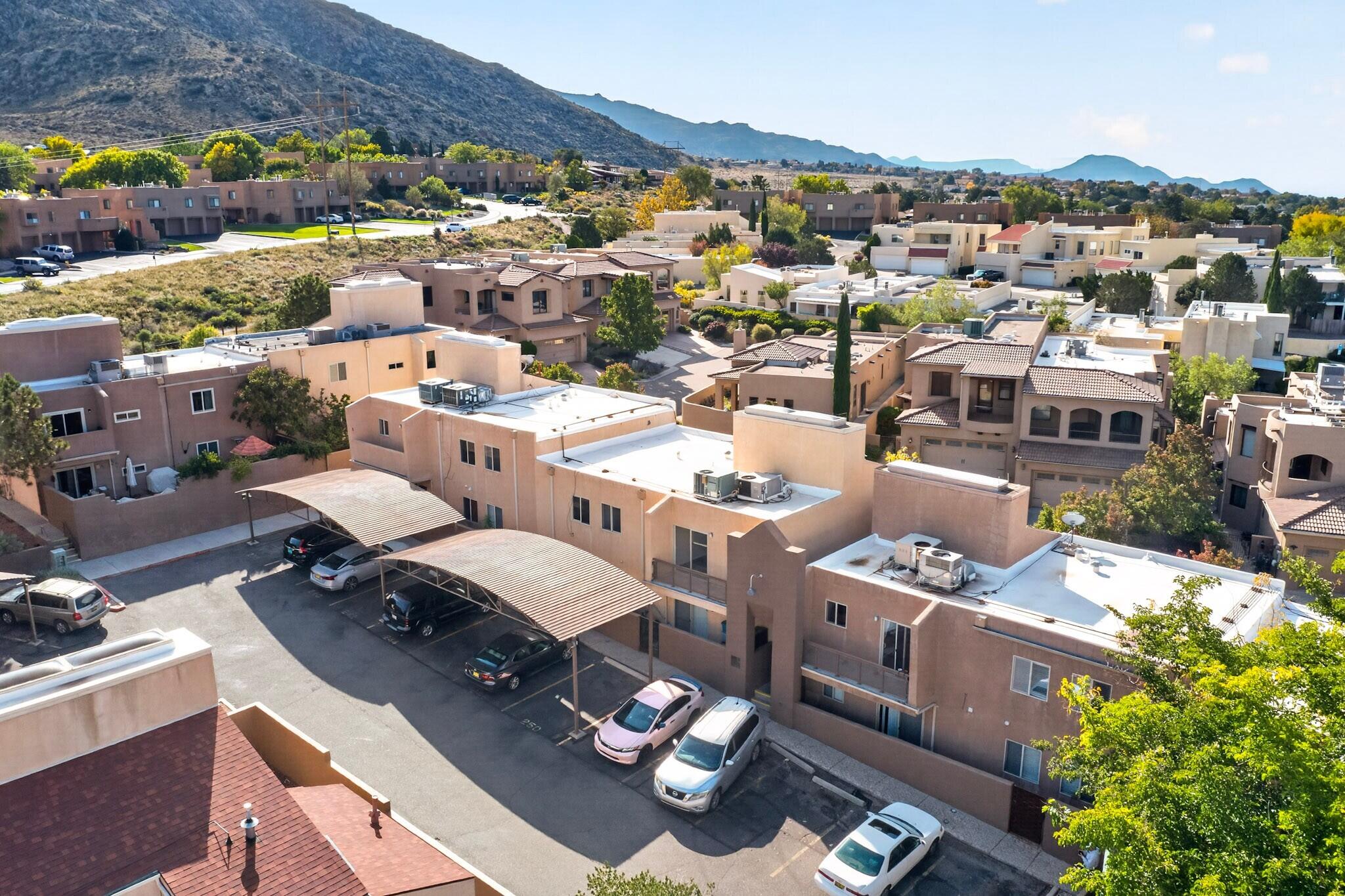 Photo 11 — 13250 Candelaria Road NE