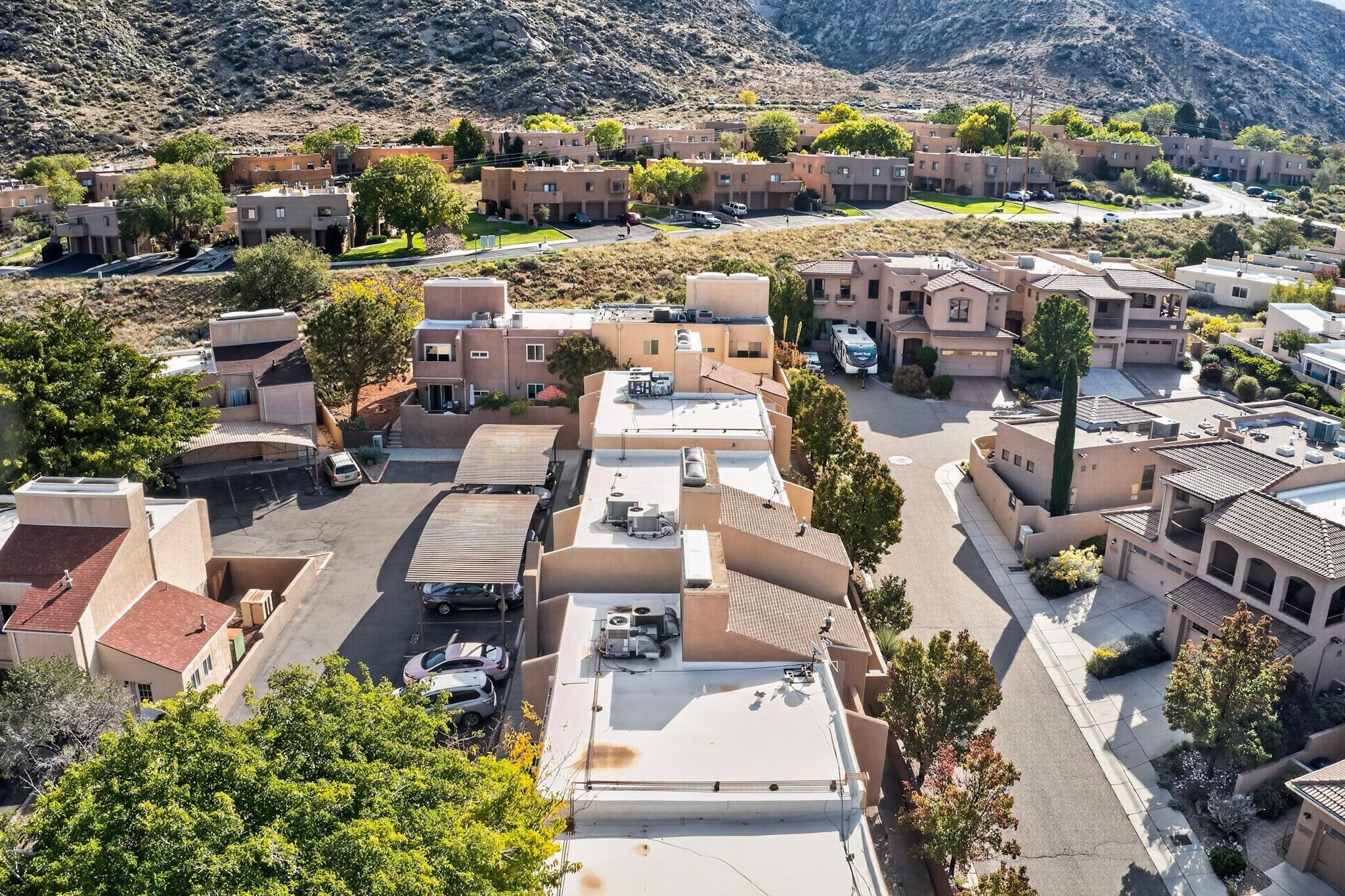 Photo 12 — 13250 Candelaria Road NE