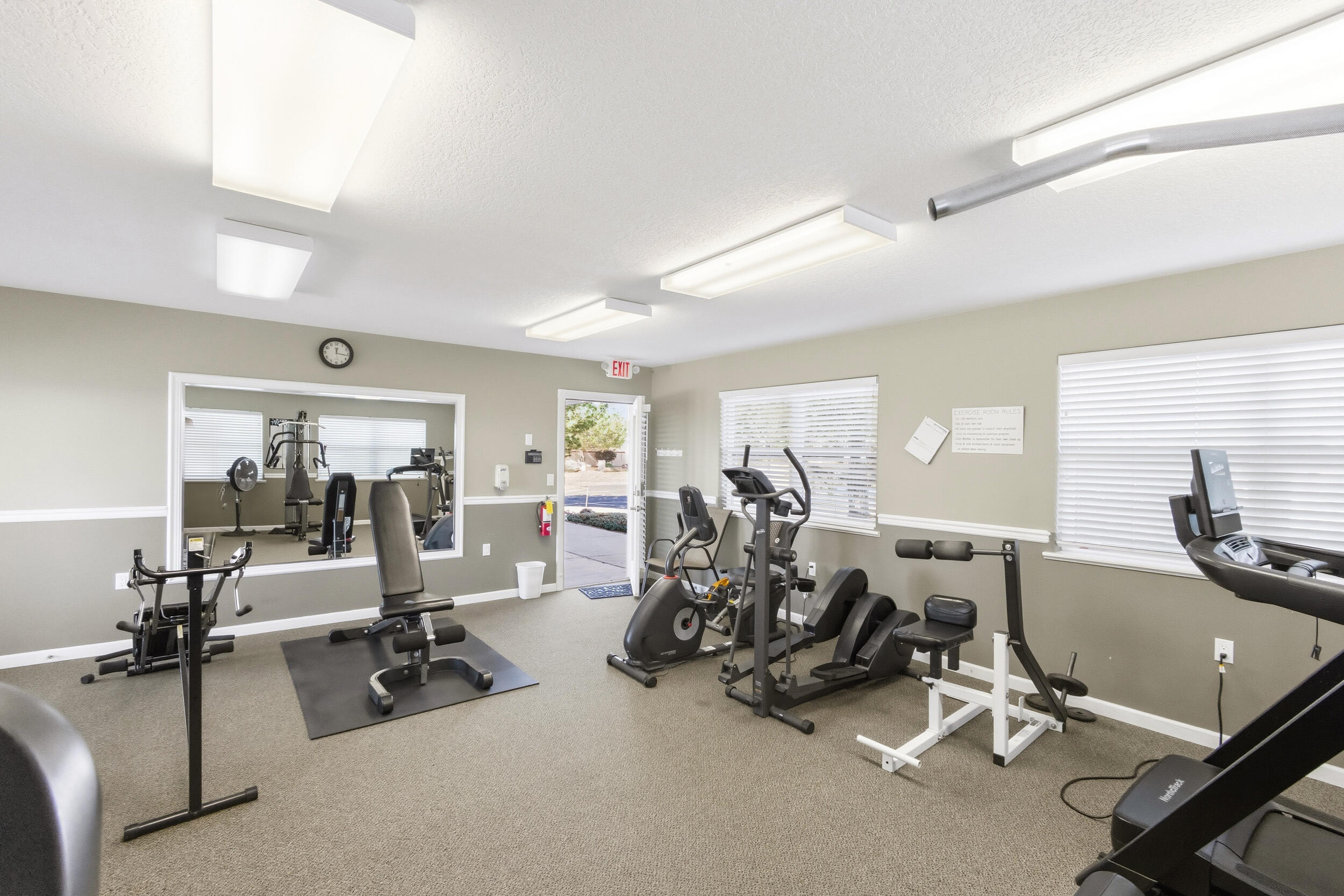 Photo 9 — 314 Sunrise Bluffs Drive