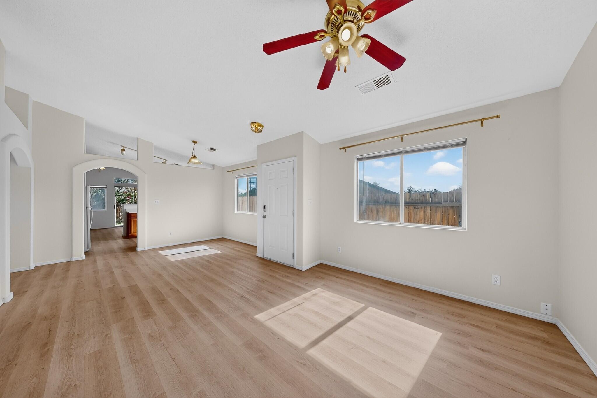 Photo 6 — 632 Saddle Blanket Trail SW