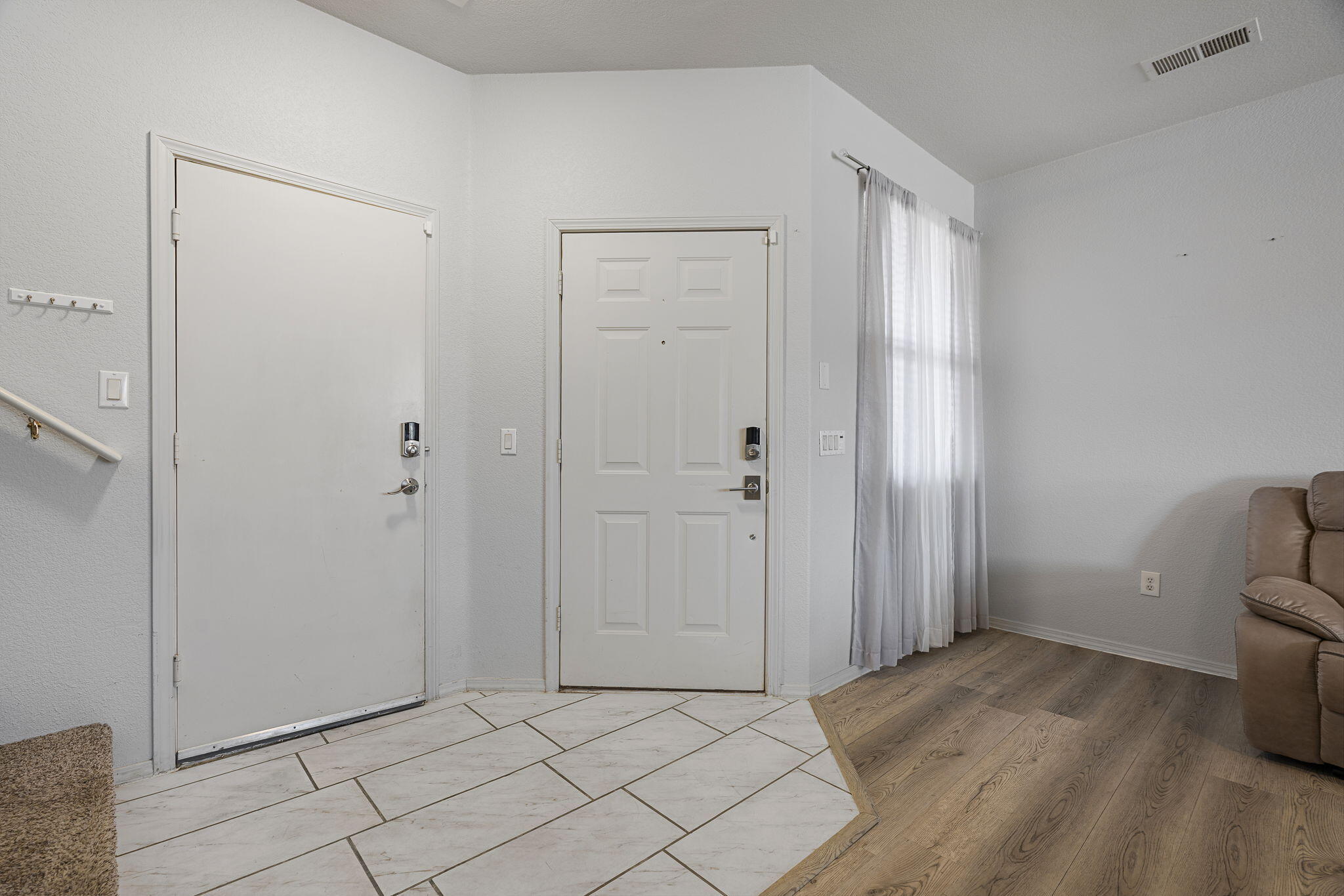 Photo 4 — 6508 Los Pueblos Place NW