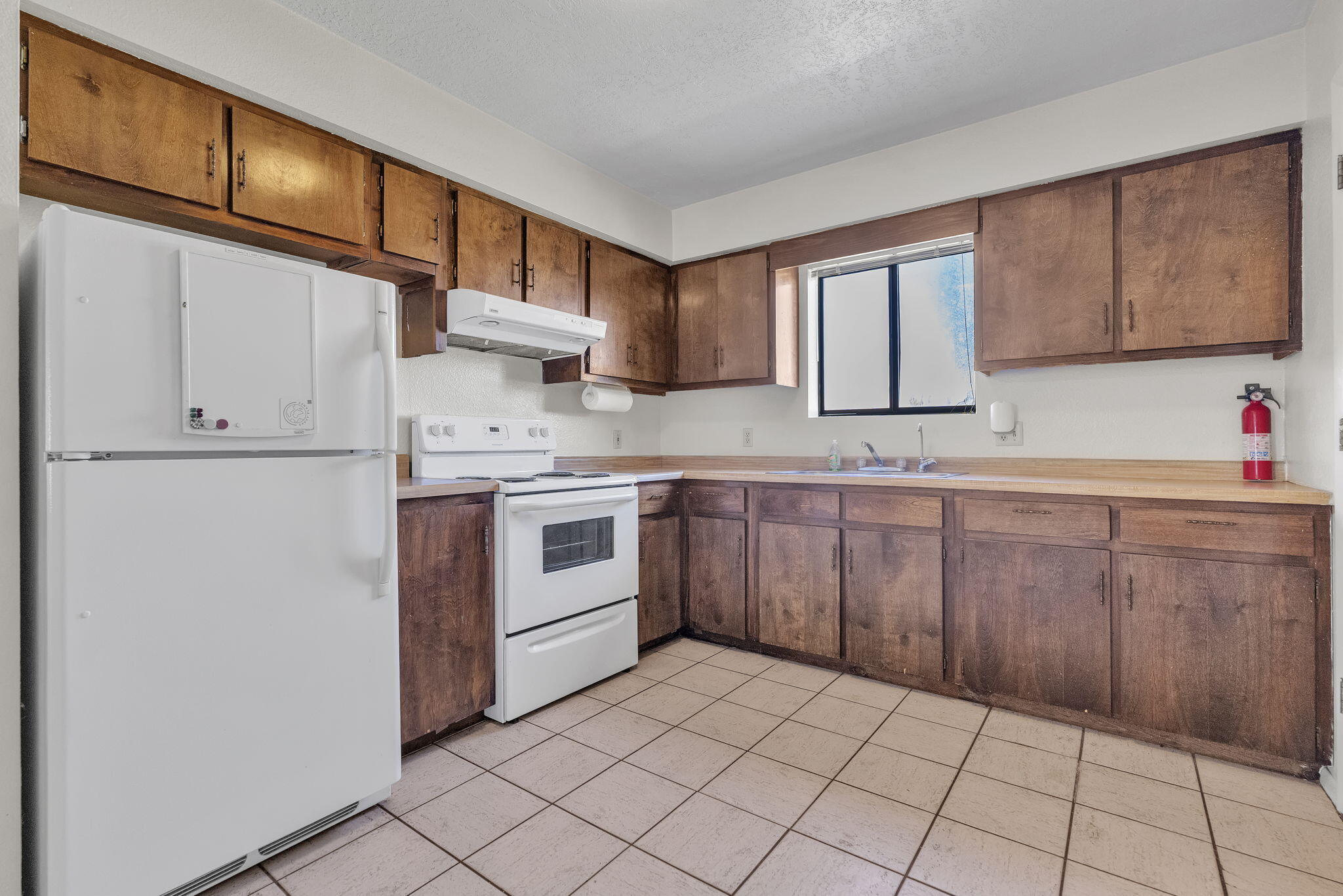 Photo 15 — 607 Coulson Drive