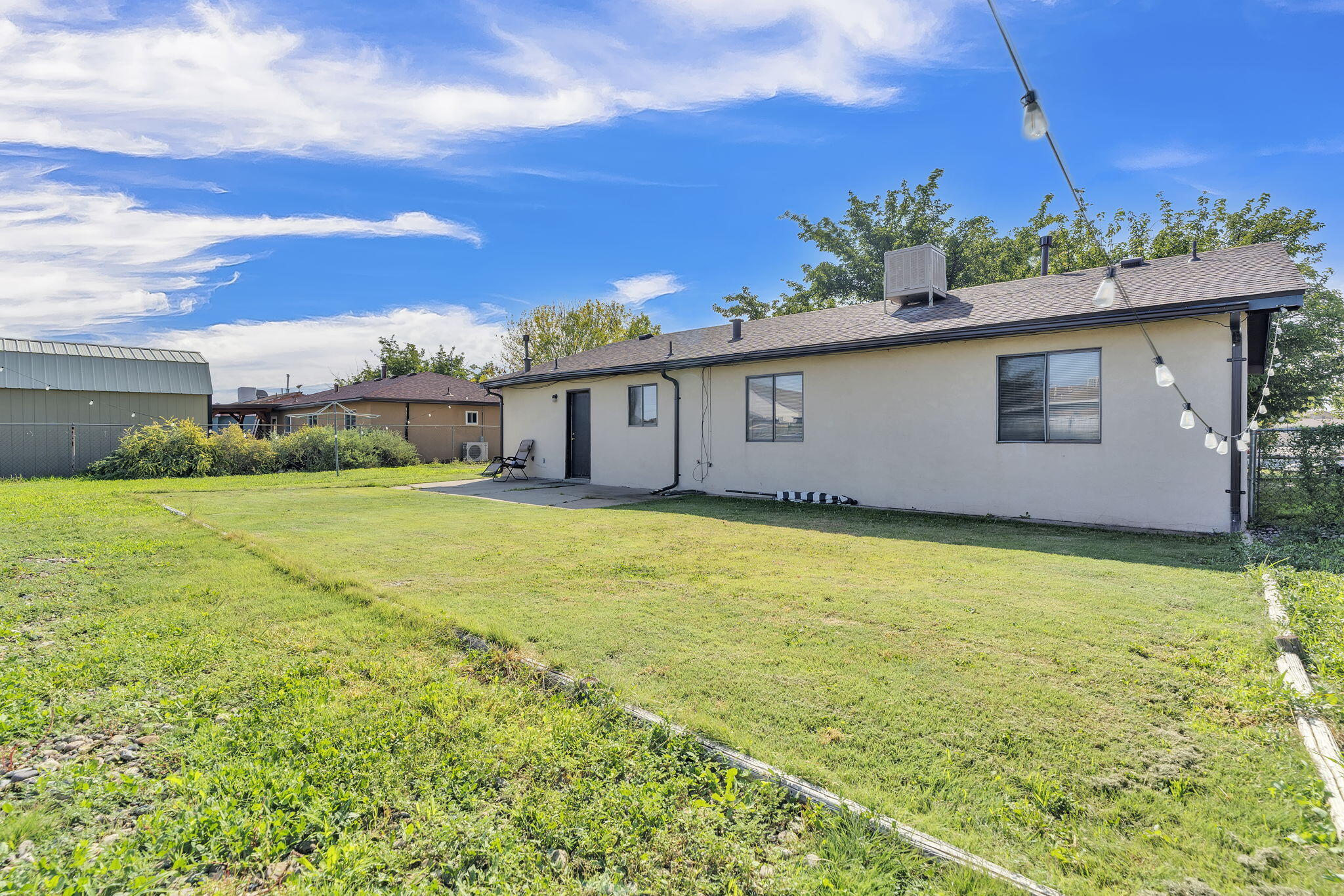 Photo 4 — 607 Coulson Drive