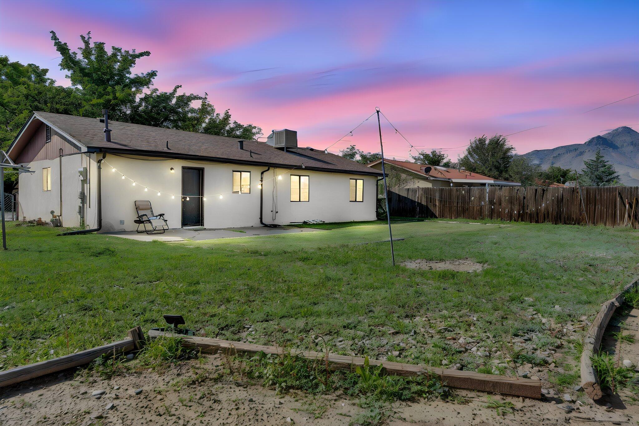 Photo 5 — 607 Coulson Drive
