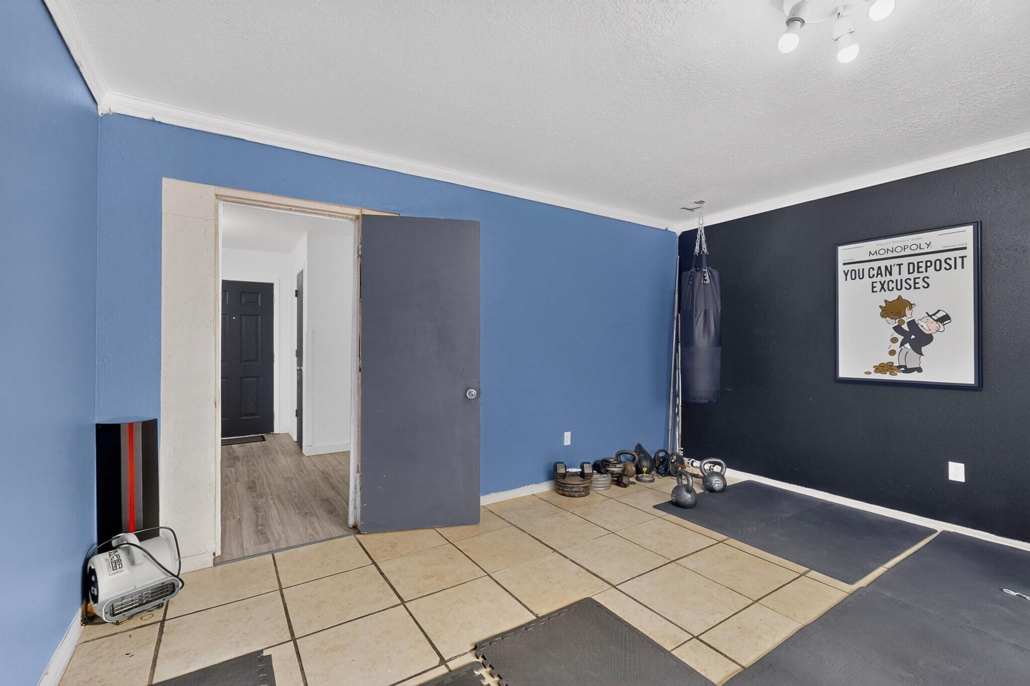 Photo 11 — 10405 Guthrie Avenue SW