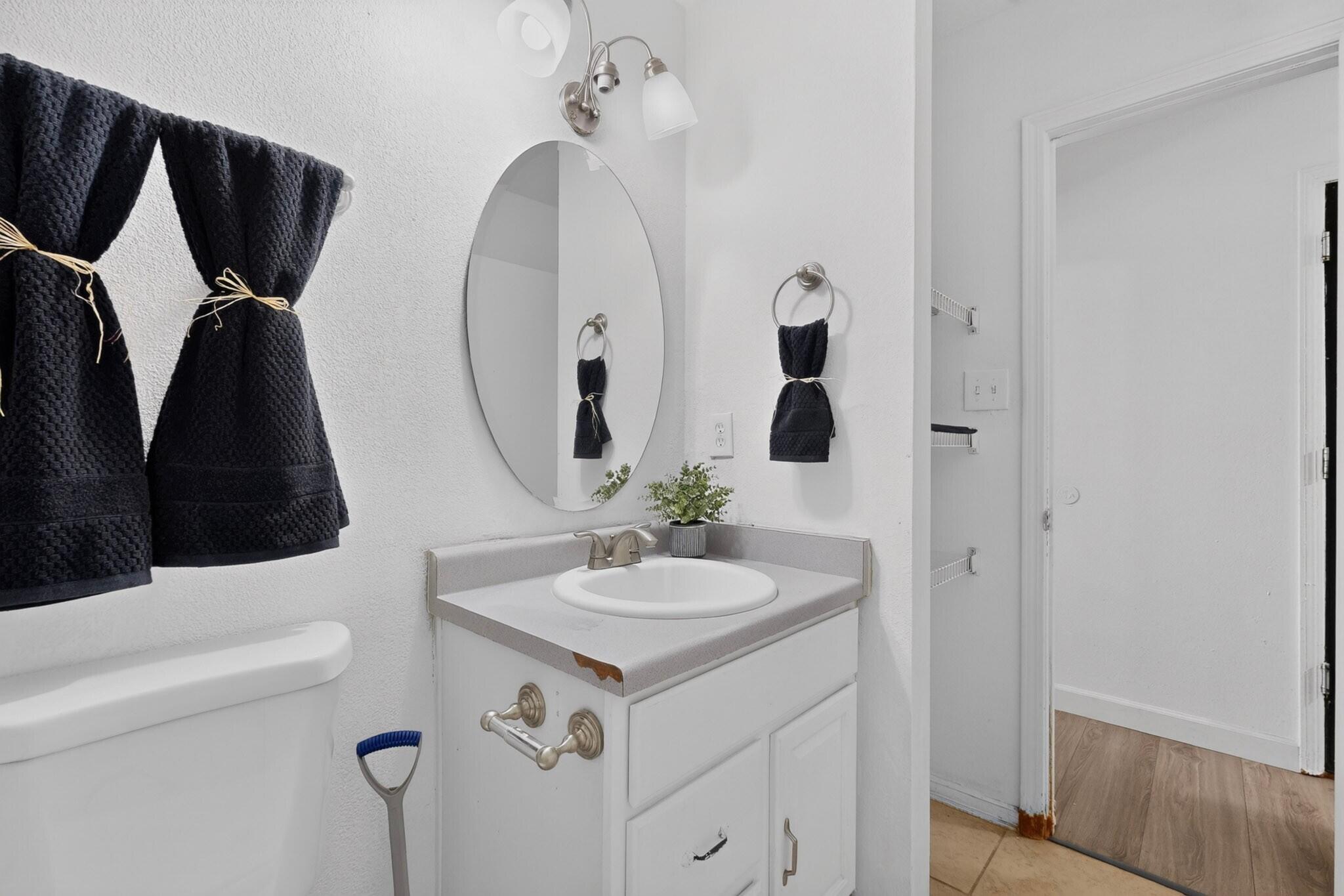 Photo 15 — 10405 Guthrie Avenue SW
