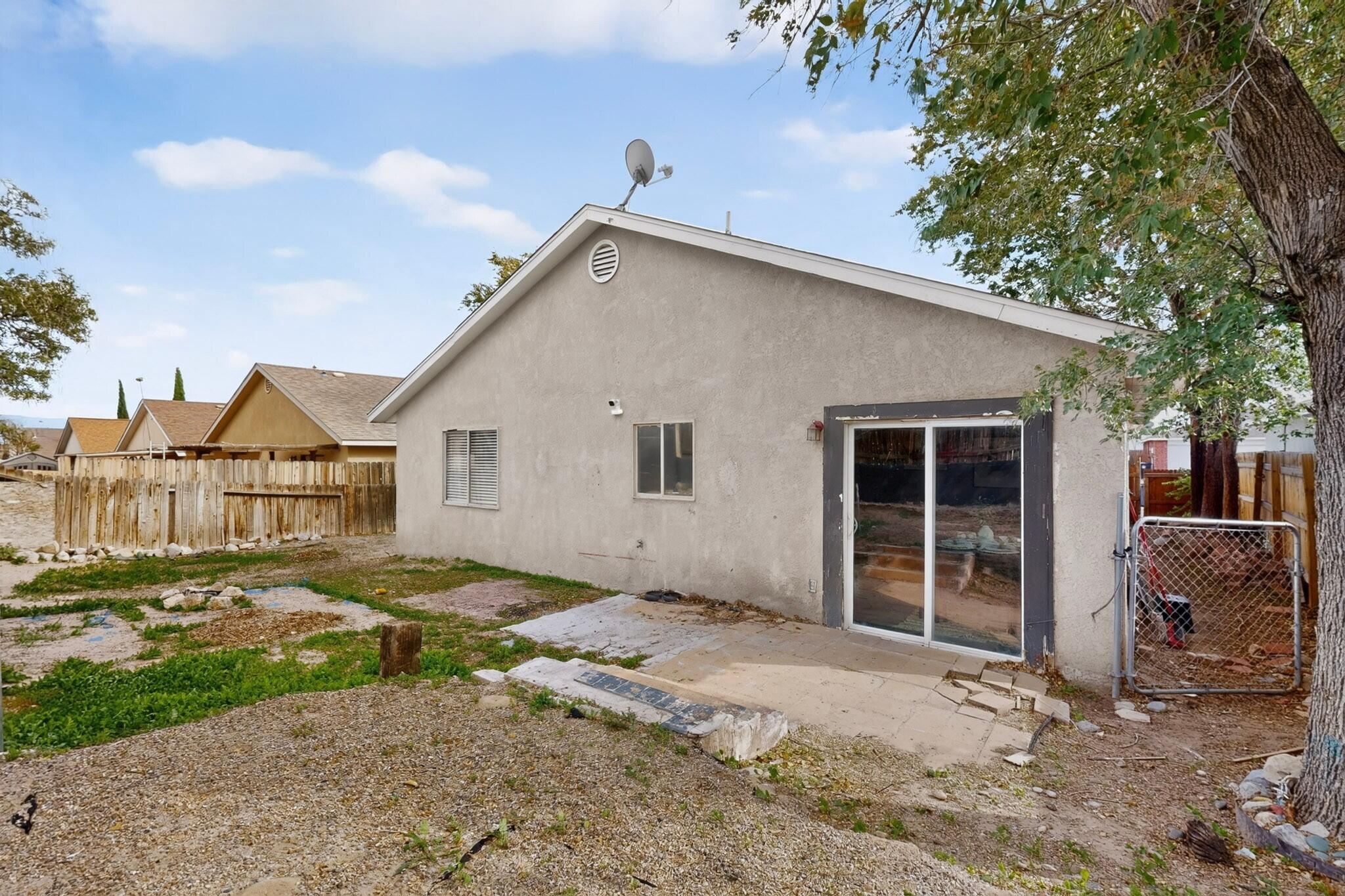 Photo 6 — 10405 Guthrie Avenue SW