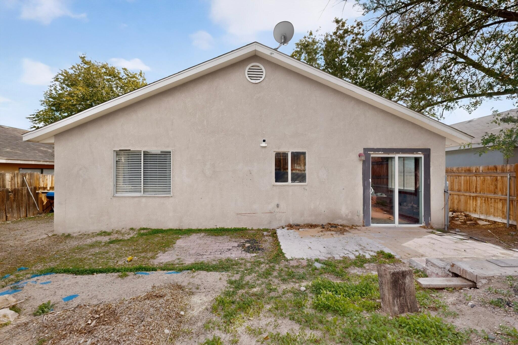 Photo 7 — 10405 Guthrie Avenue SW