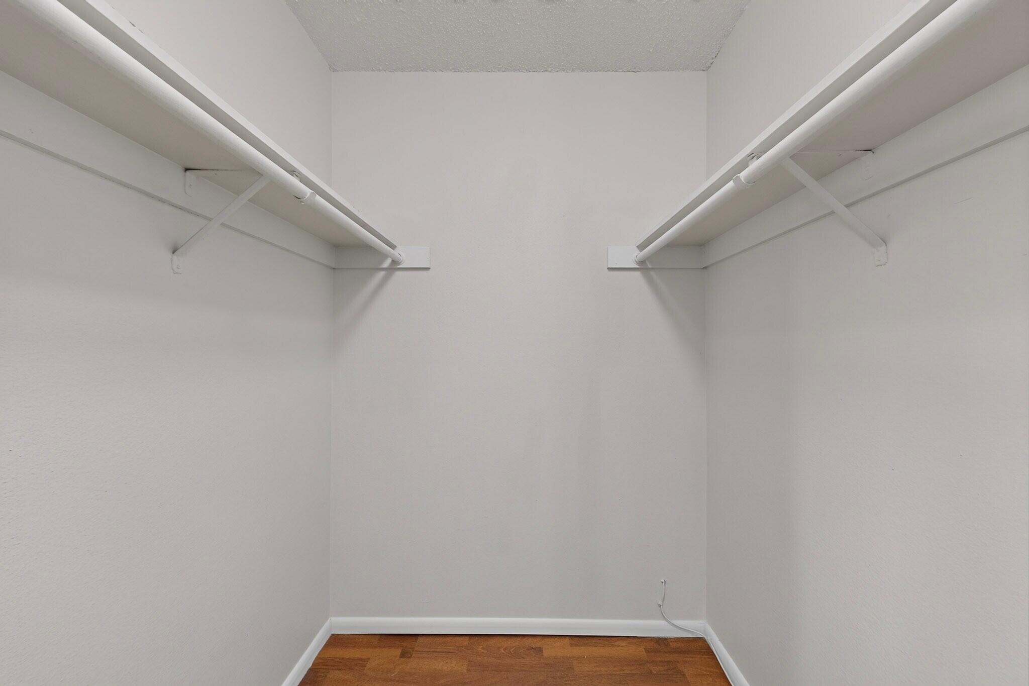Photo 13 — 3825 Montgomery Boulevard NE APT 136