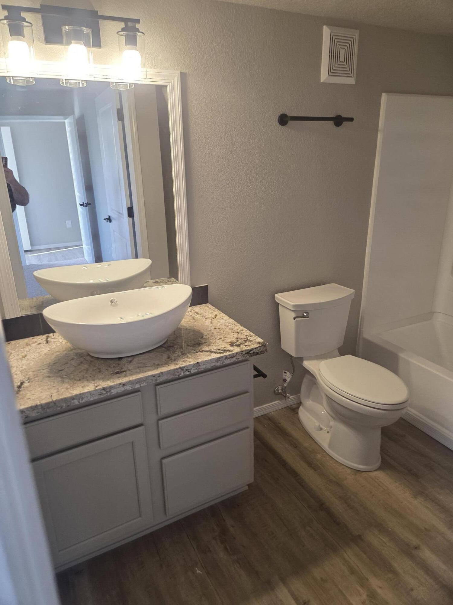 Photo 4 — 5748 Pinon Altos Road NW