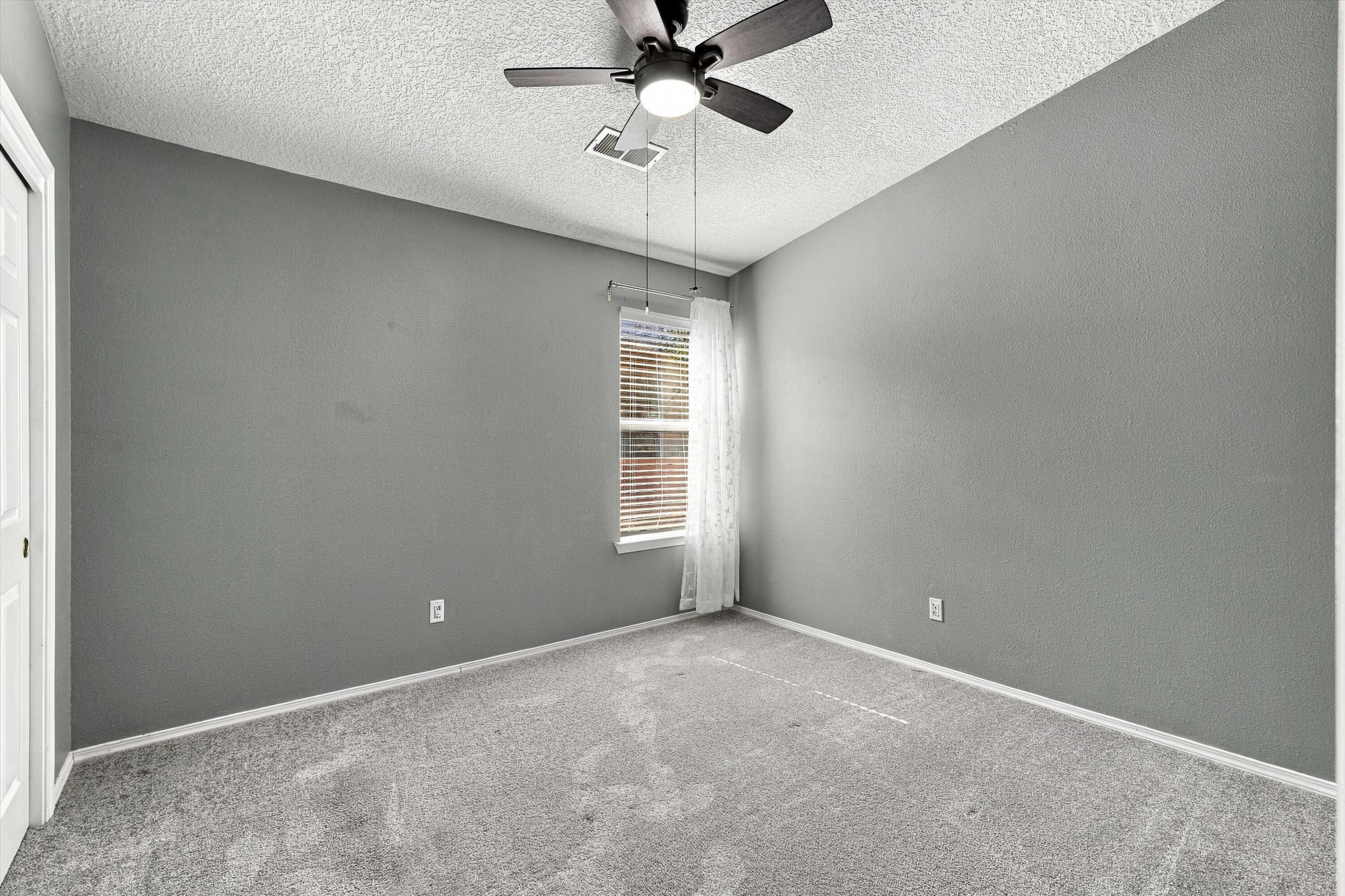 Photo 10 — 10523 Country Manor Place NW