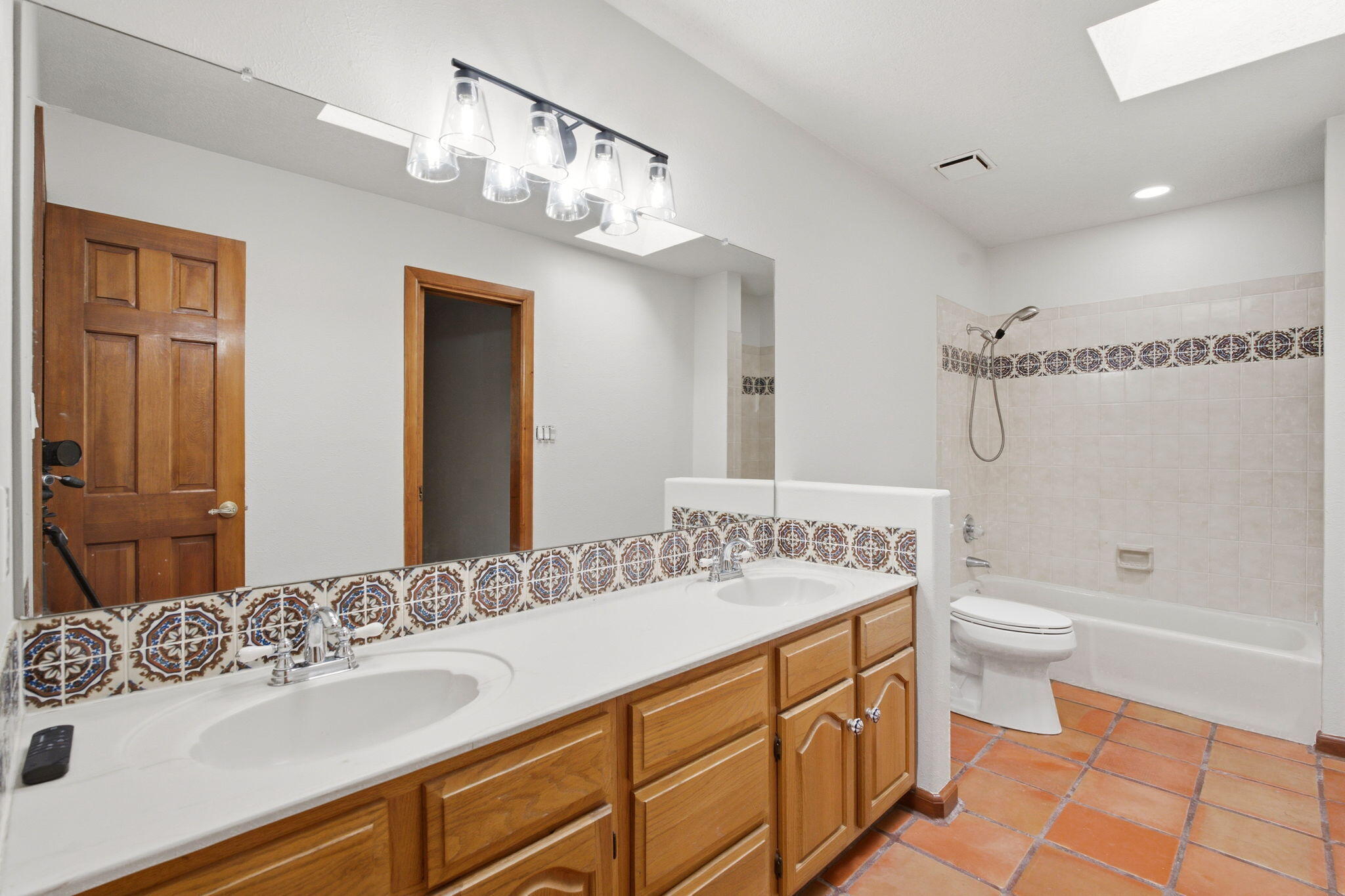 Photo 16 — 1405 Soplo Road SE