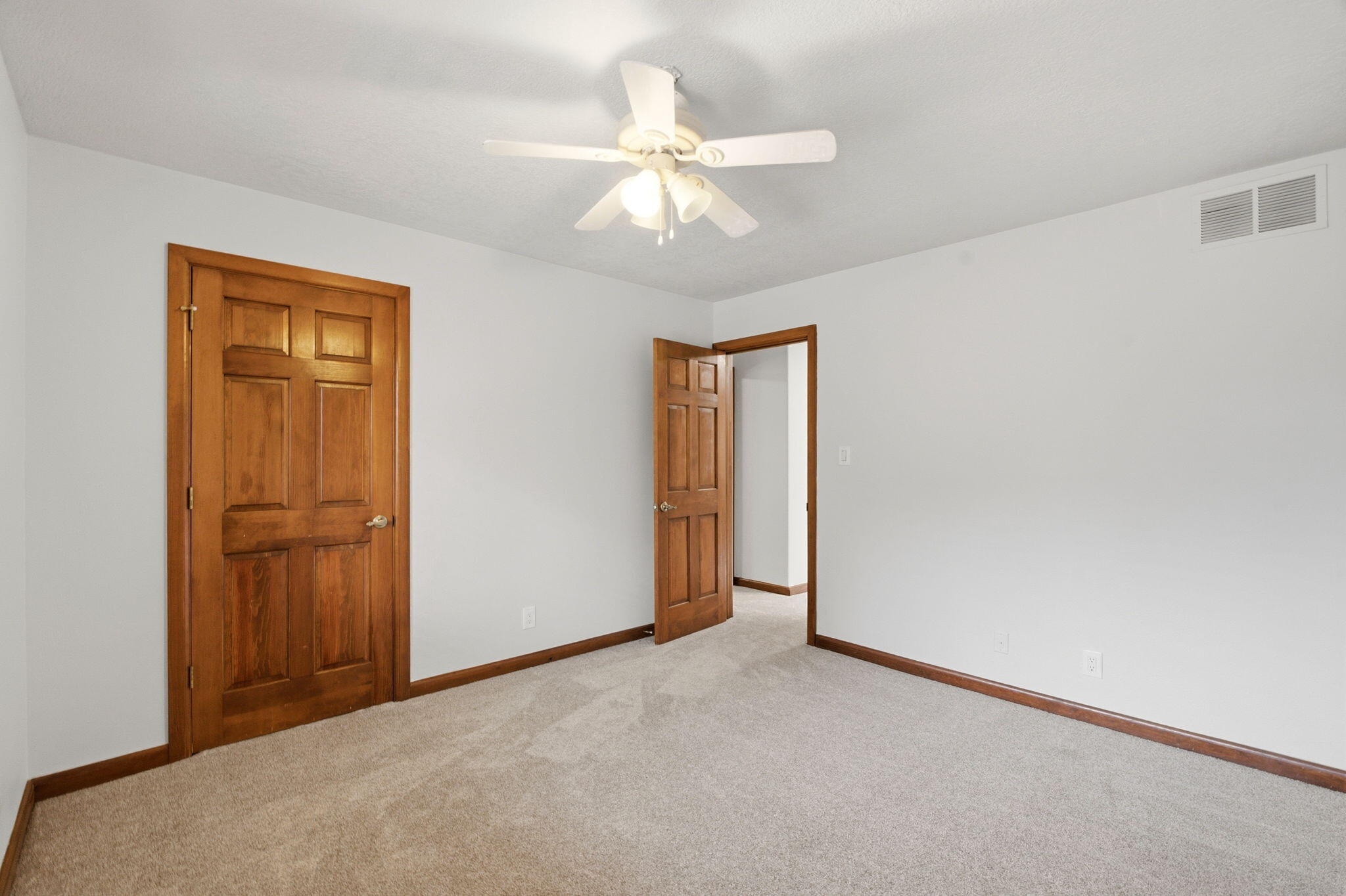 Photo 19 — 1405 Soplo Road SE
