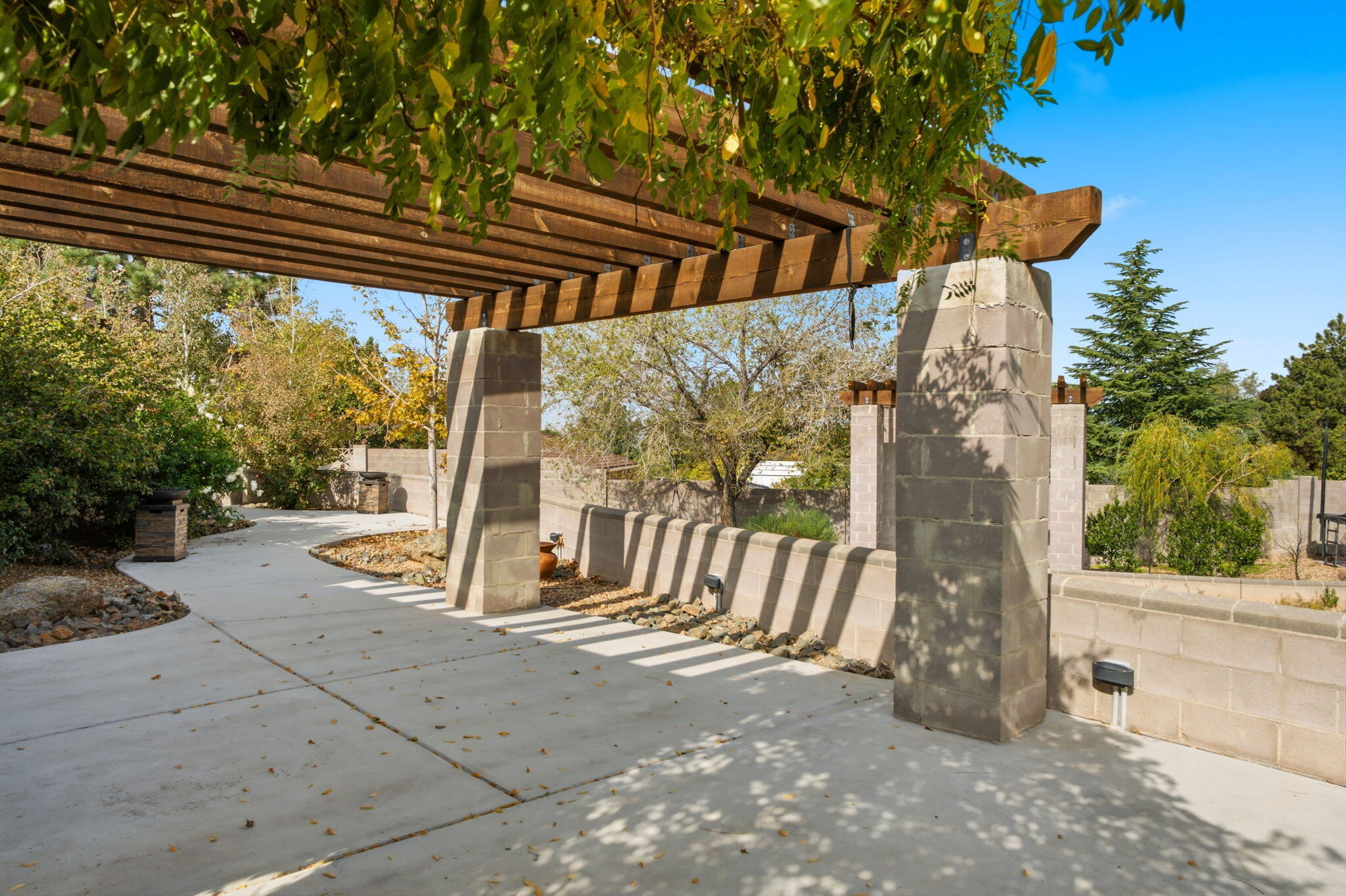 Photo 6 — 1405 Soplo Road SE