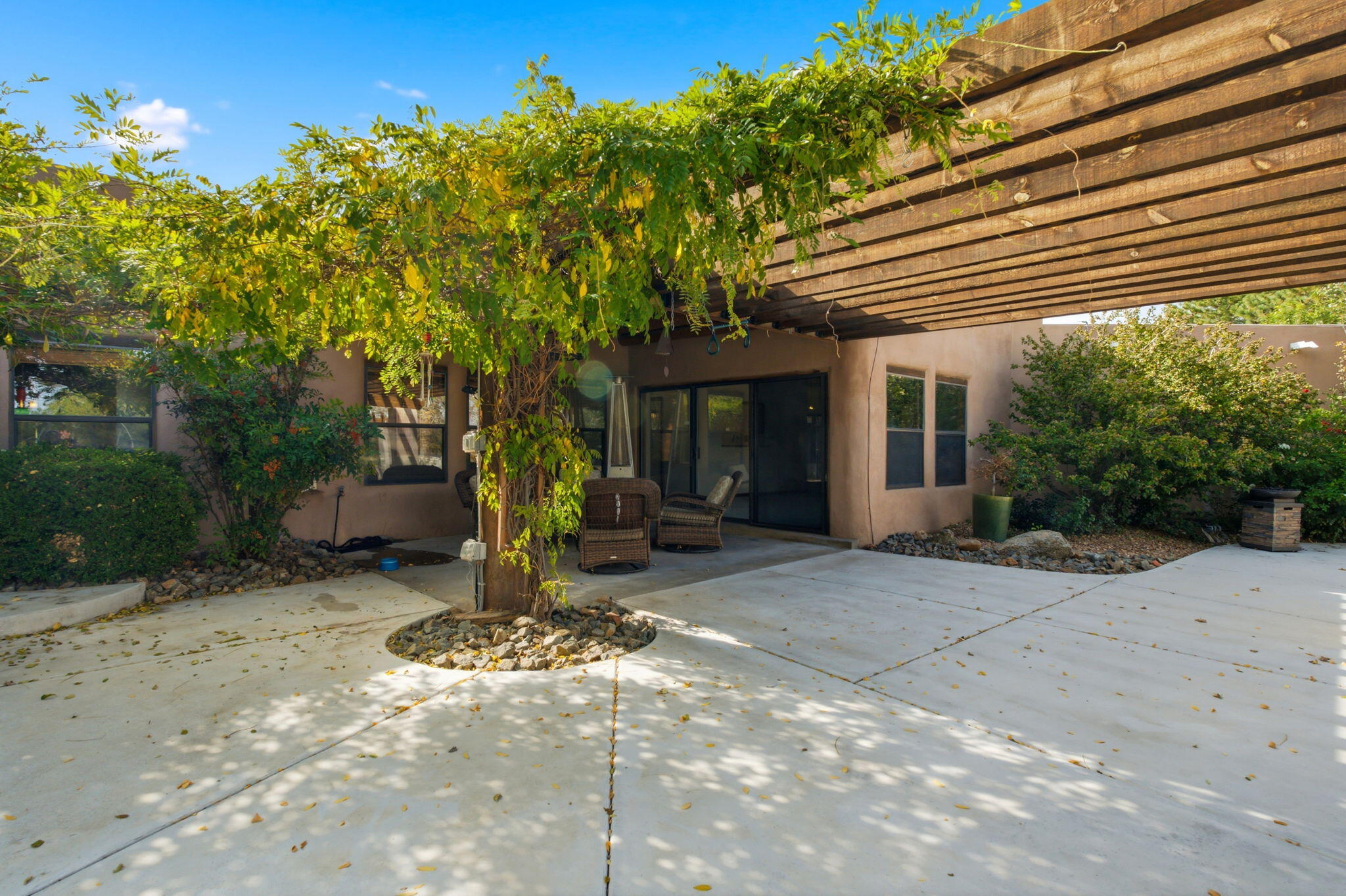 Photo 7 — 1405 Soplo Road SE