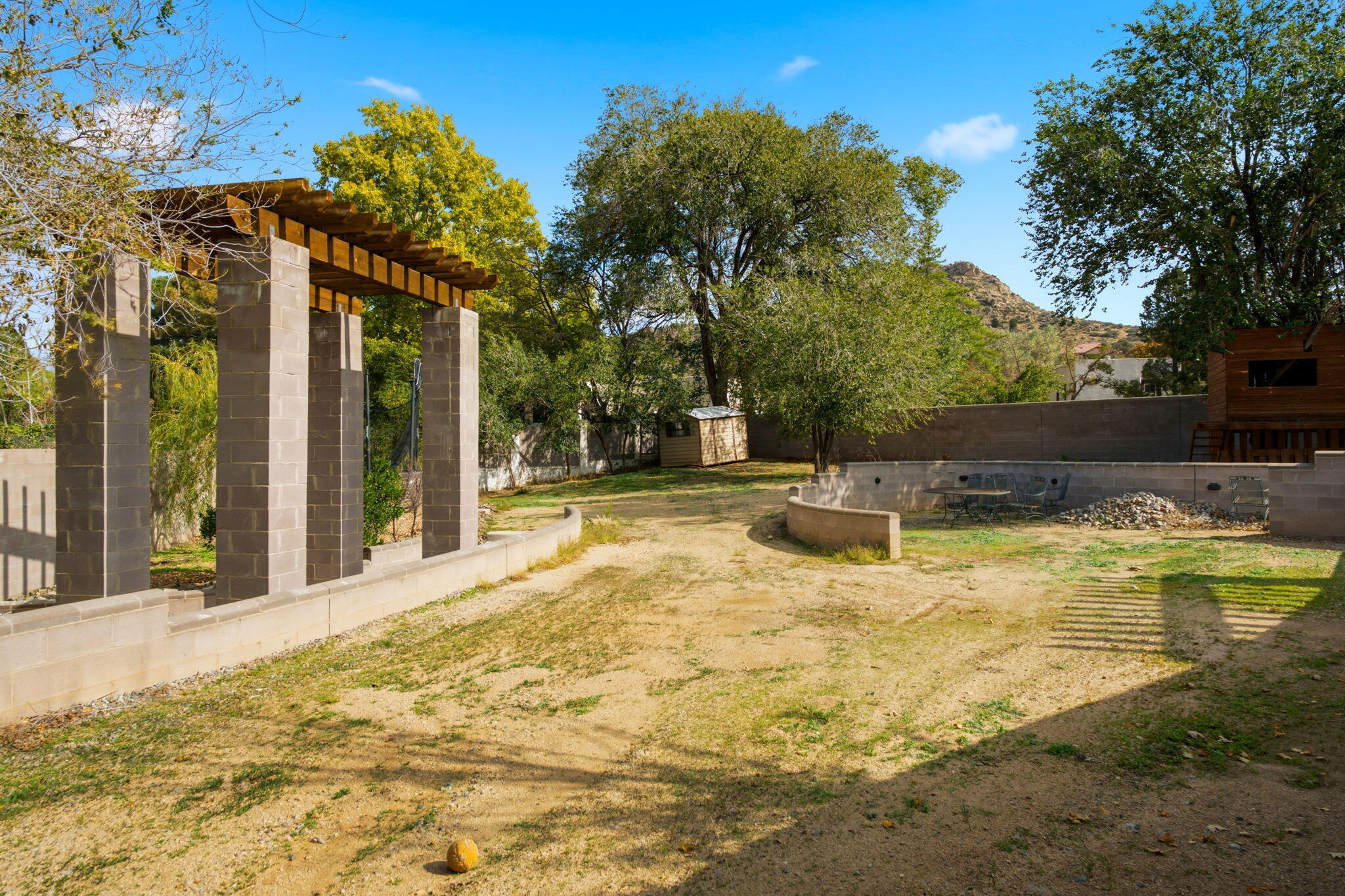 Photo 11 — 1405 Soplo Road SE