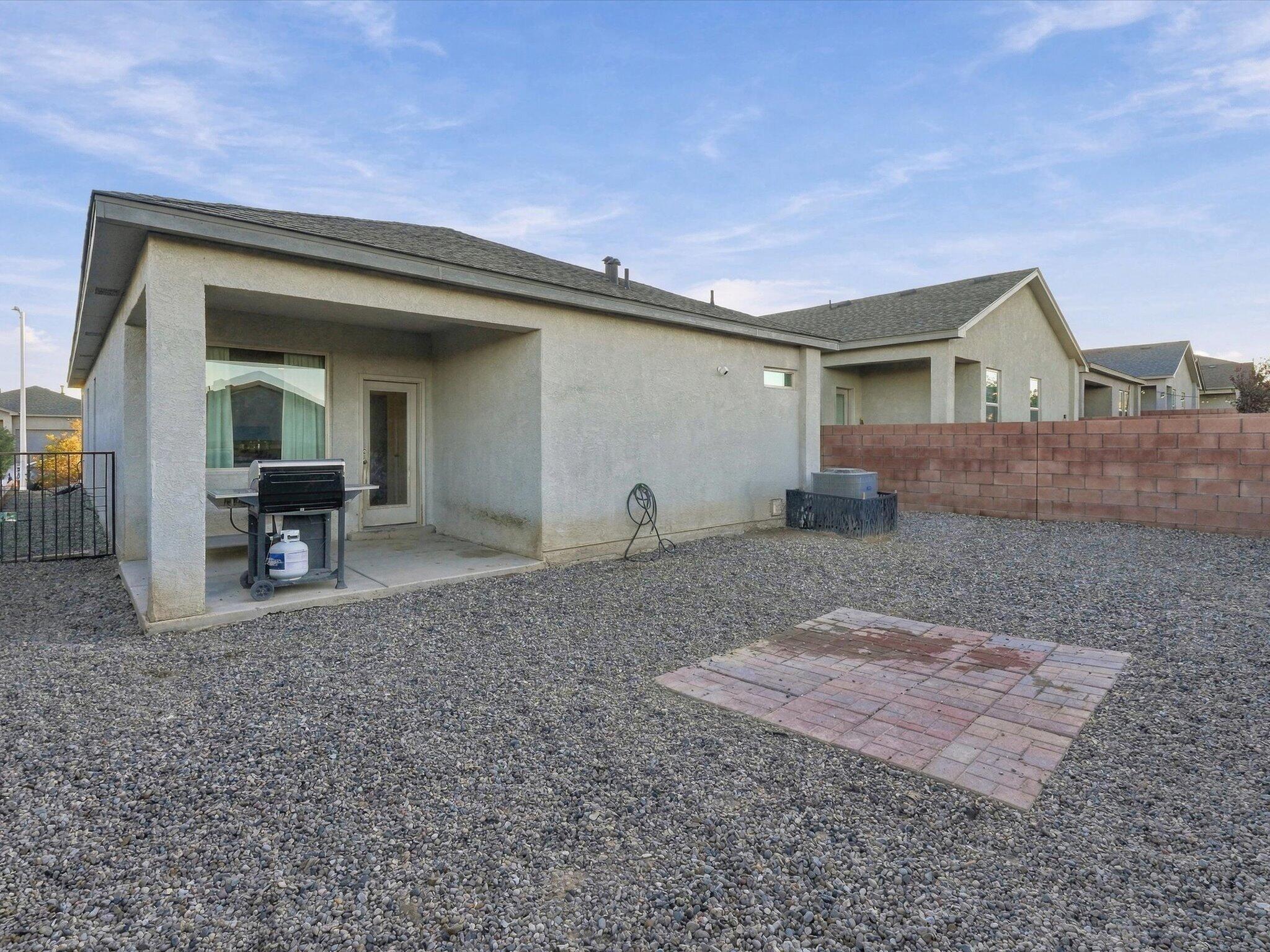 Photo 11 — 10733 Sabino Loop SW