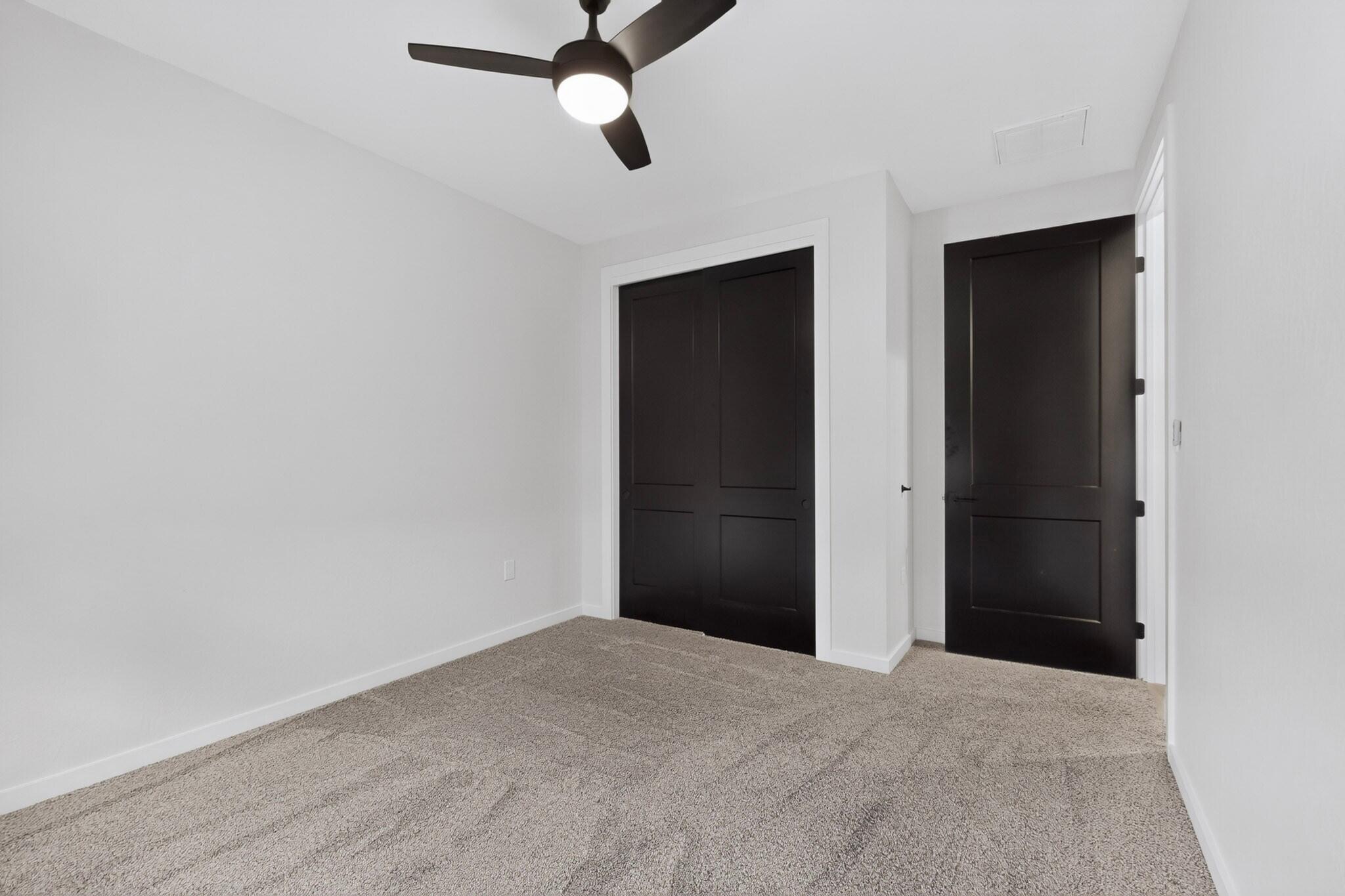 Photo 16 — 6212 Keyenta Place NW