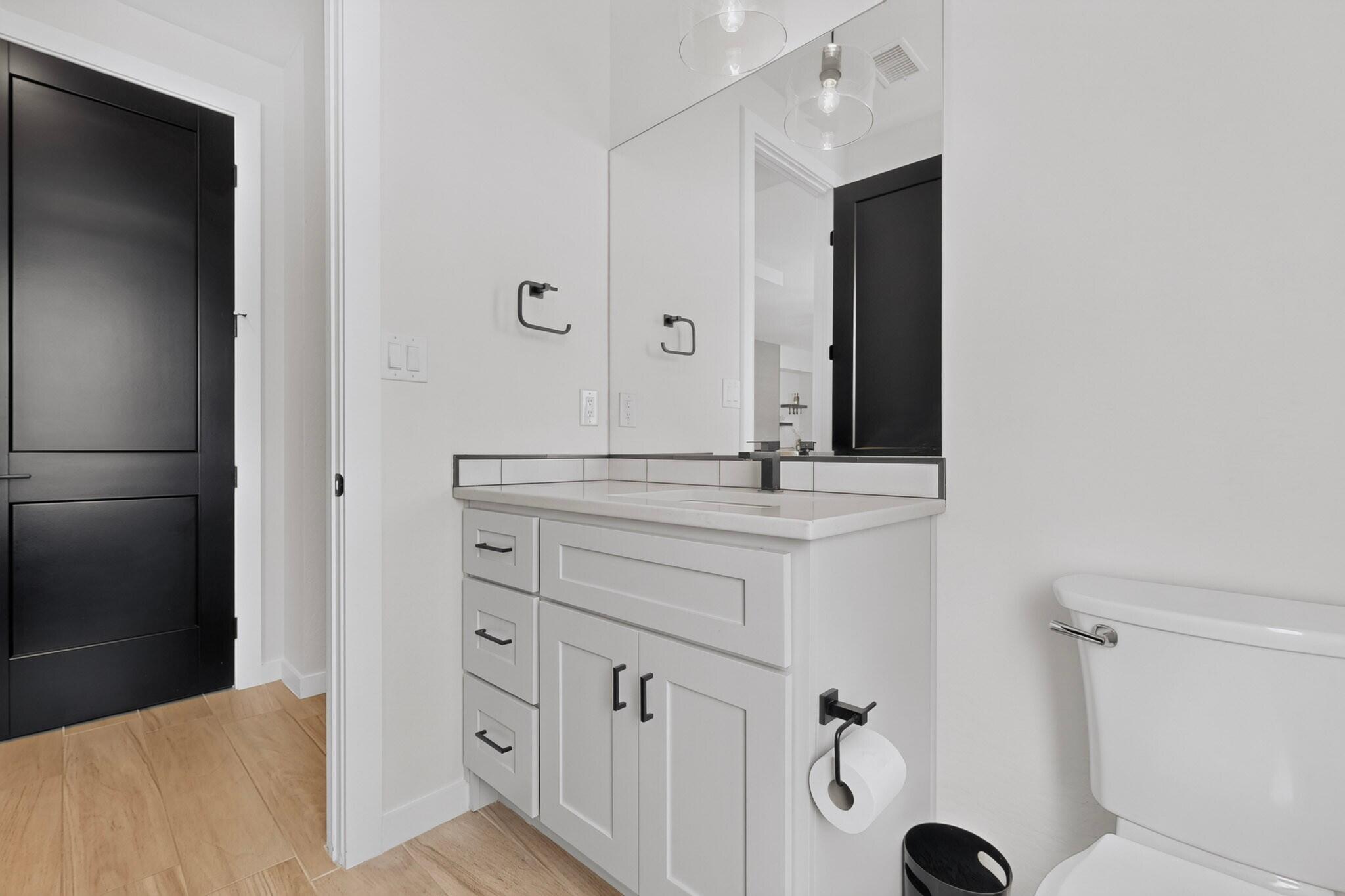 Photo 13 — 6212 Keyenta Place NW