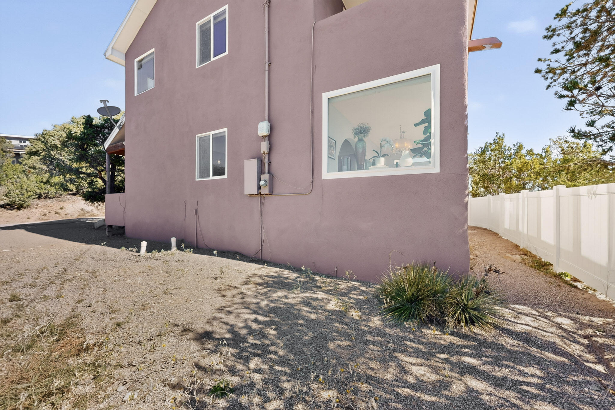 Photo 12 — 4 Rushmore Road