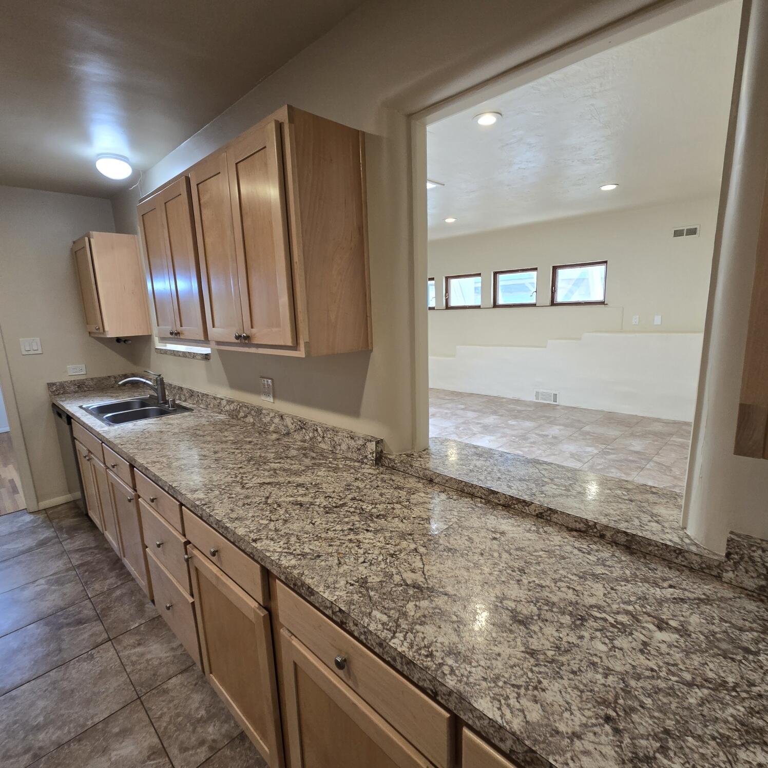 Photo 17 — 2618 Haines Avenue NE