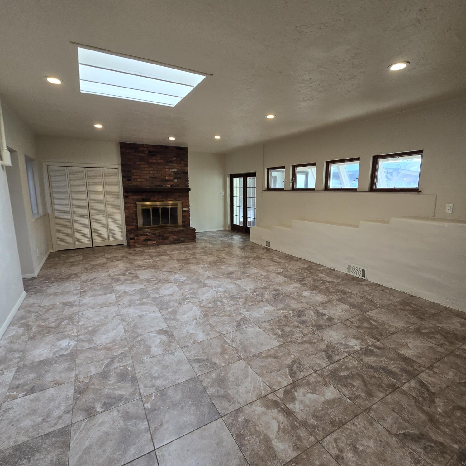 Photo 20 — 2618 Haines Avenue NE