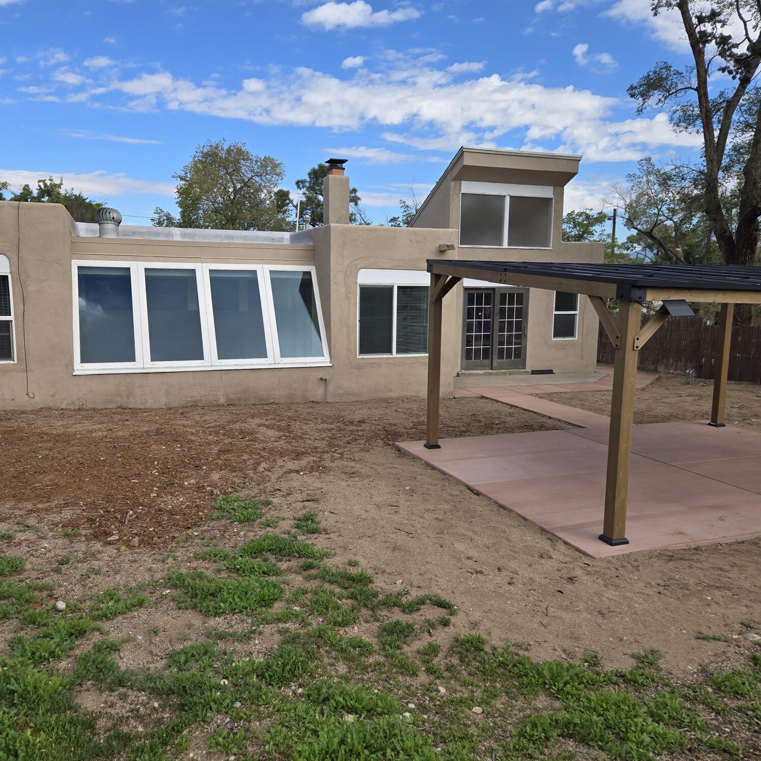 Photo 13 — 2618 Haines Avenue NE