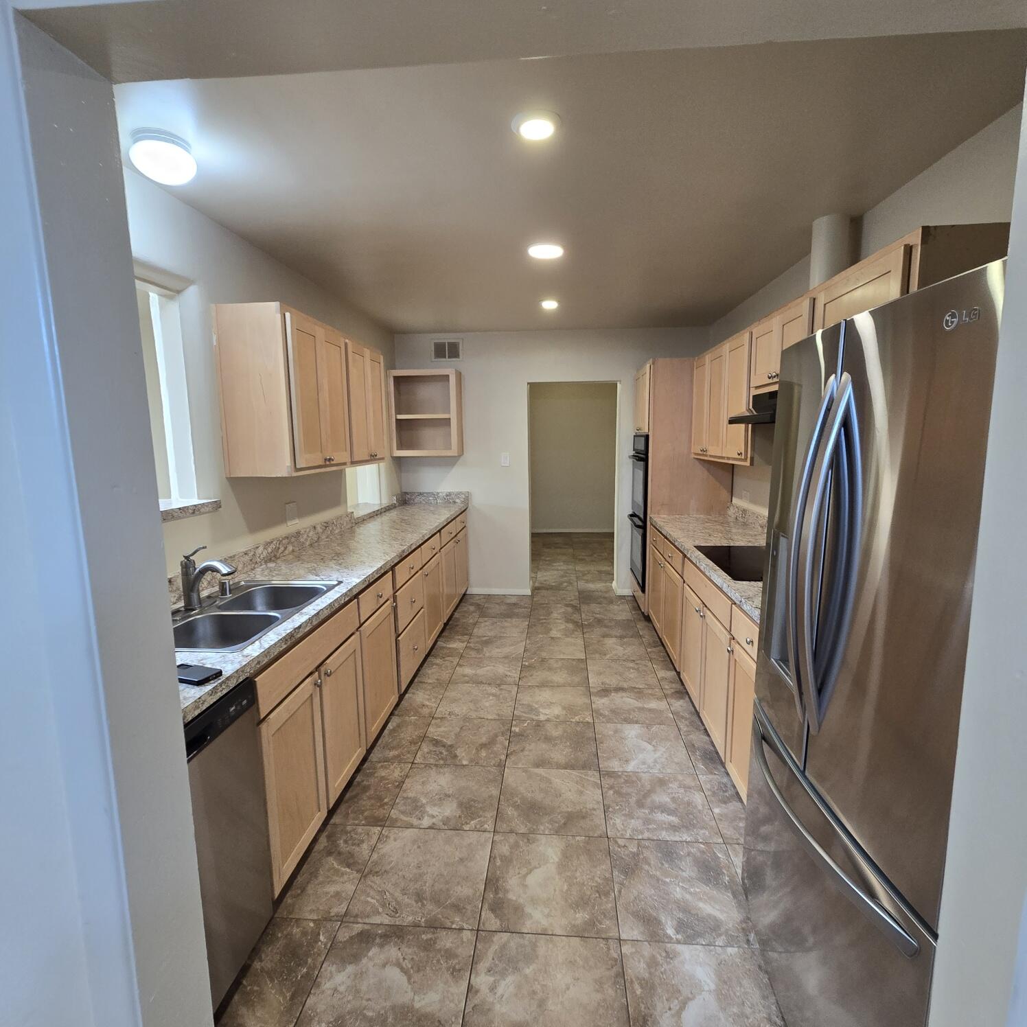 Photo 14 — 2618 Haines Avenue NE