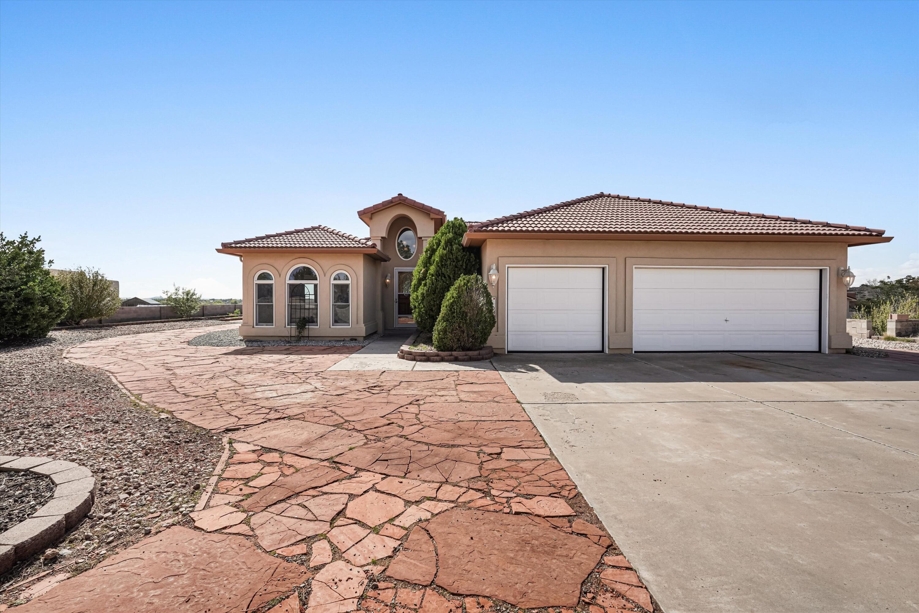 Photo 9 — 6104 Rio Norte Drive NE