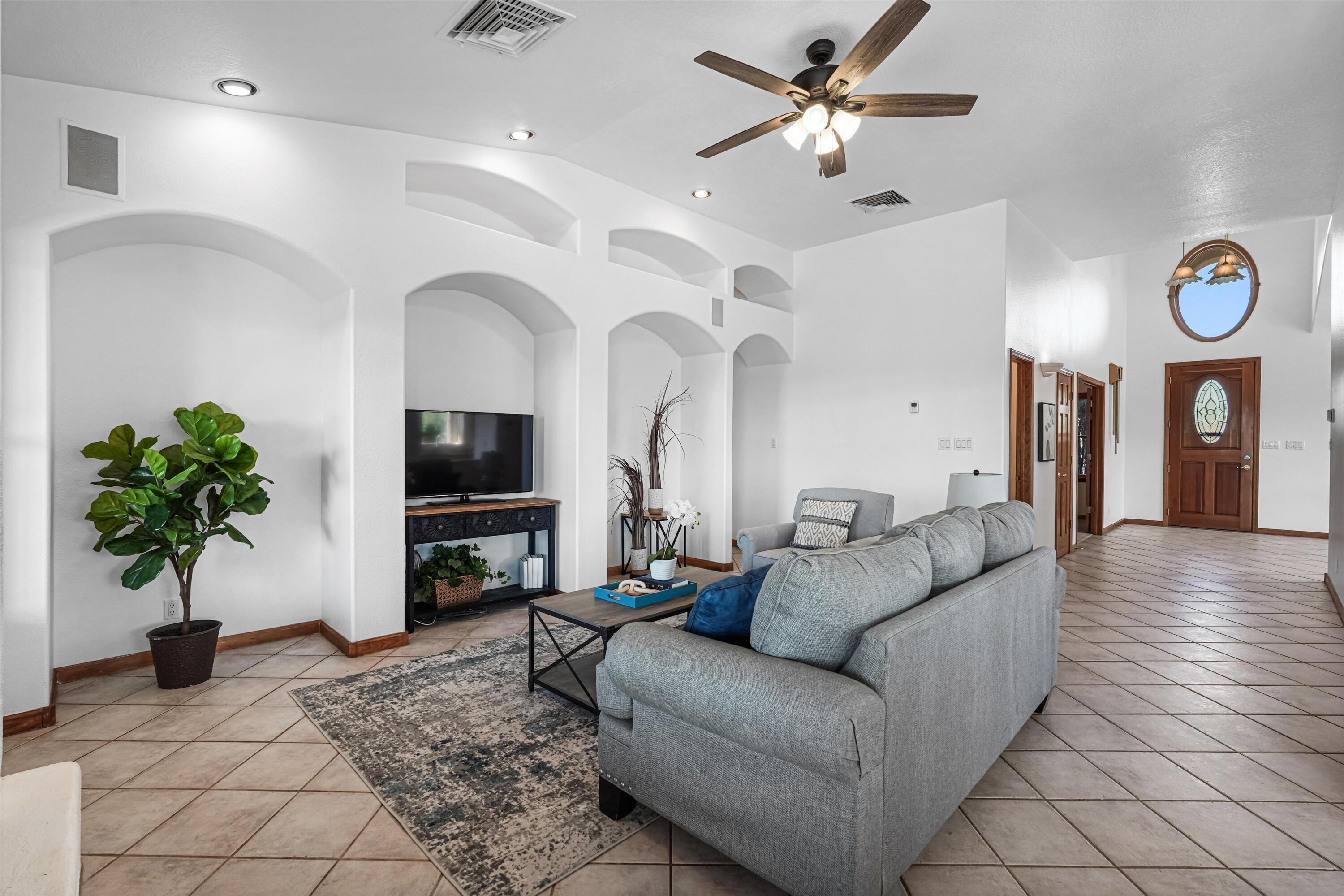 Photo 15 — 6104 Rio Norte Drive NE