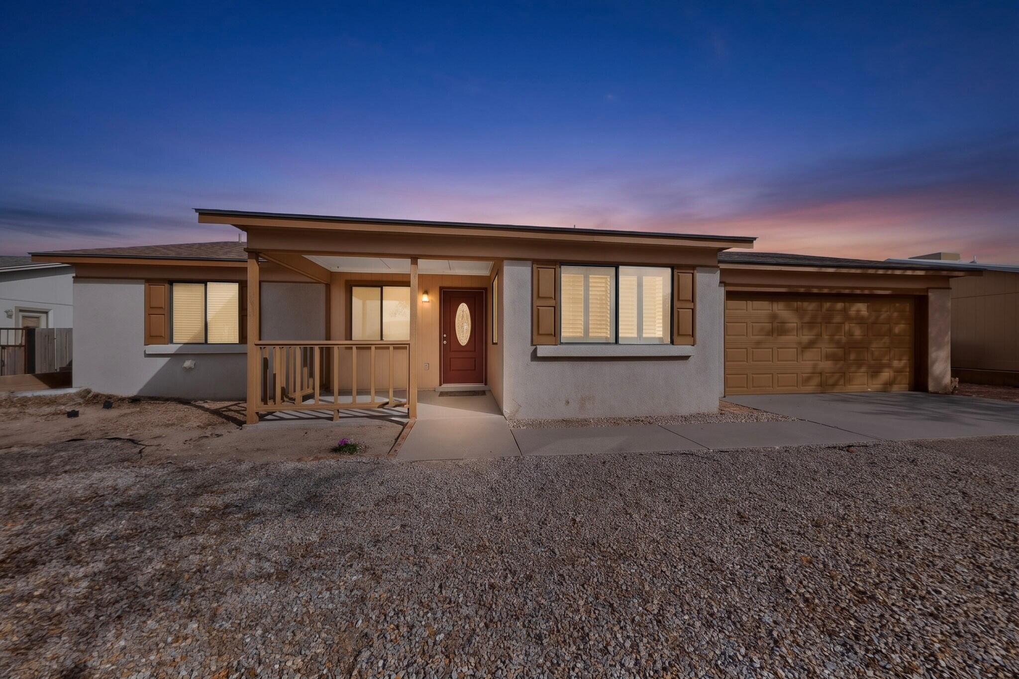 524 Apache Loop SW, Rio Rancho, NM 87124
