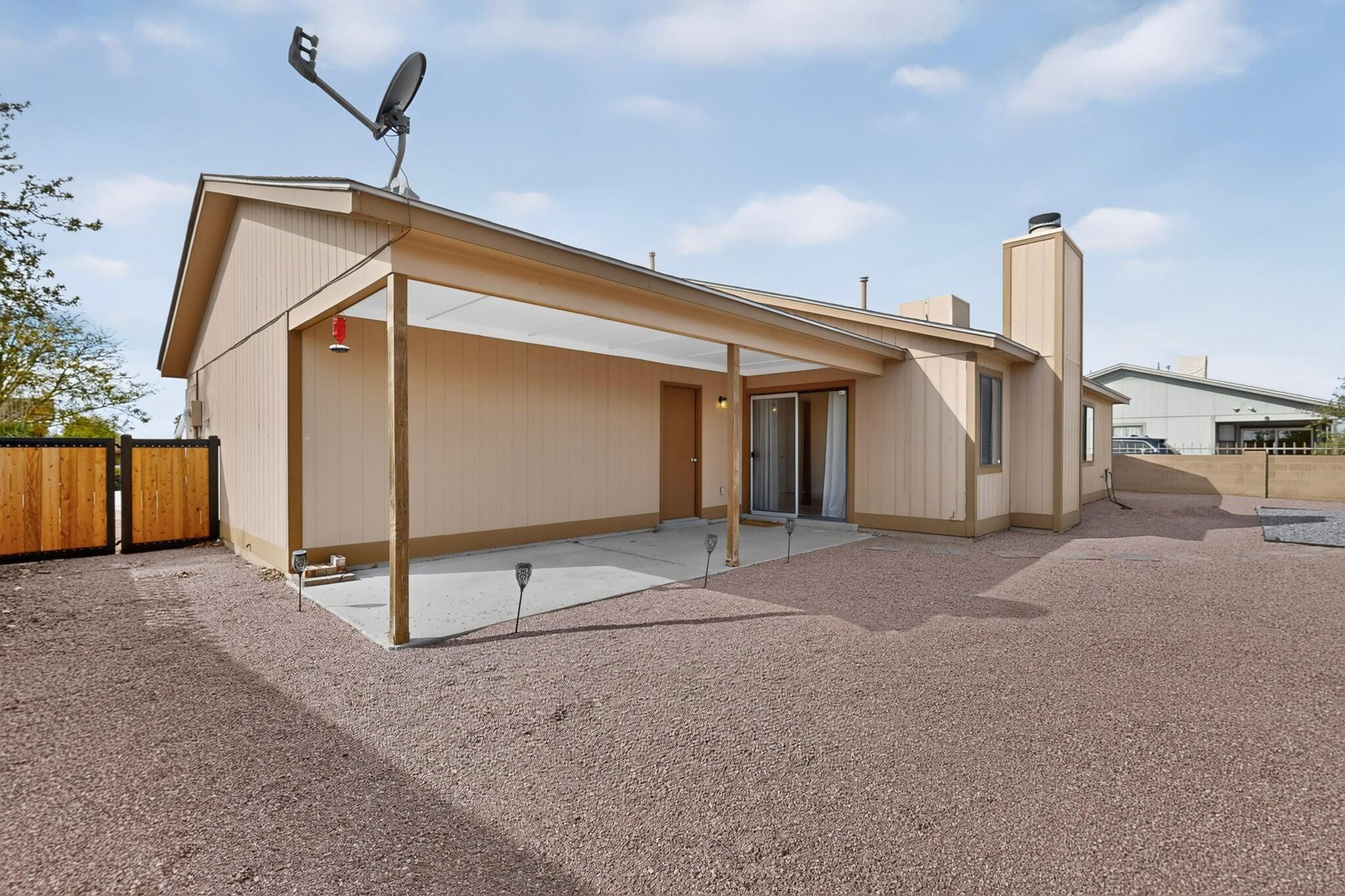 Photo 5 — 524 Apache Loop SW
