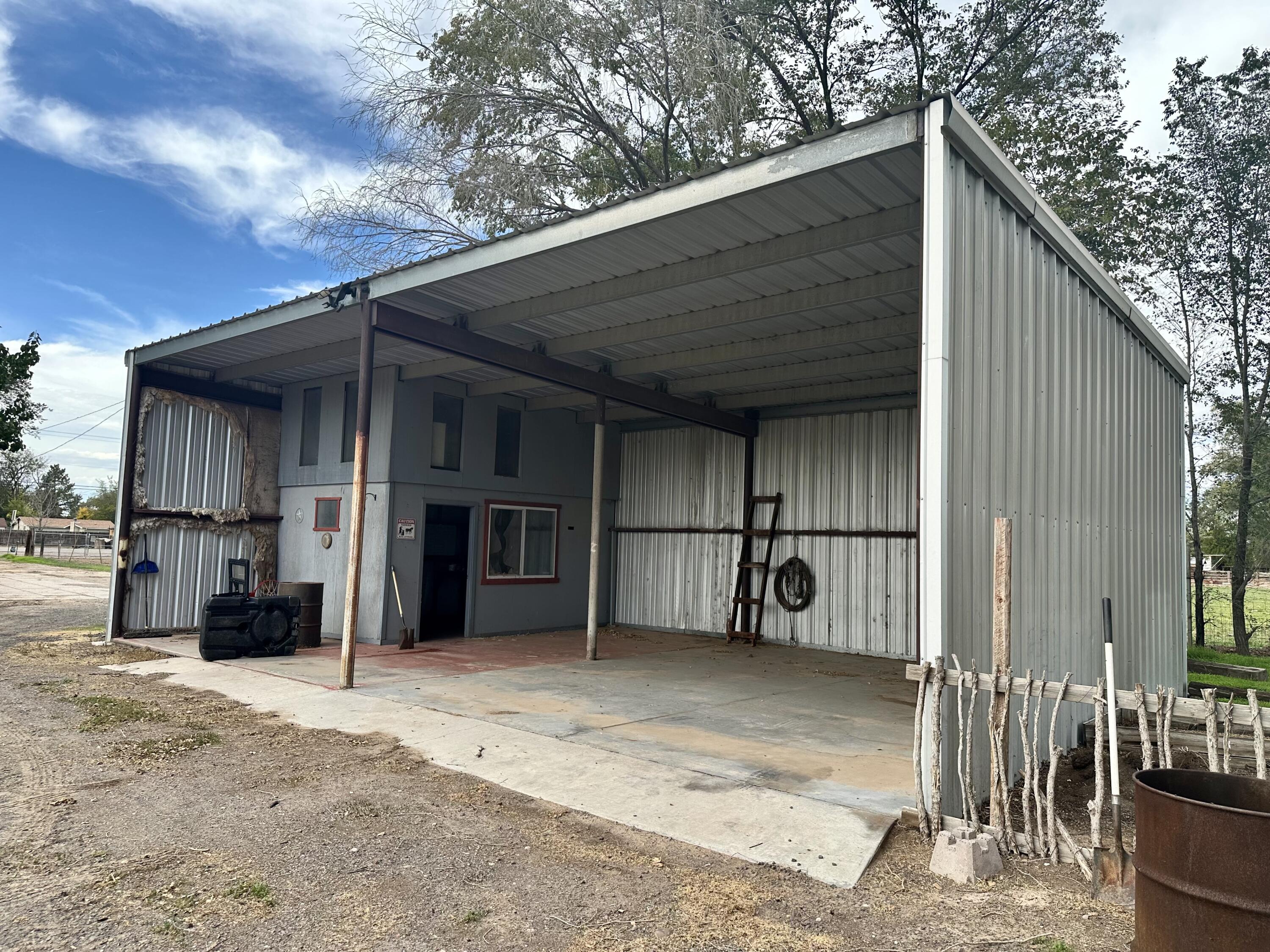 Photo 16 — 930 W Bosque Loop