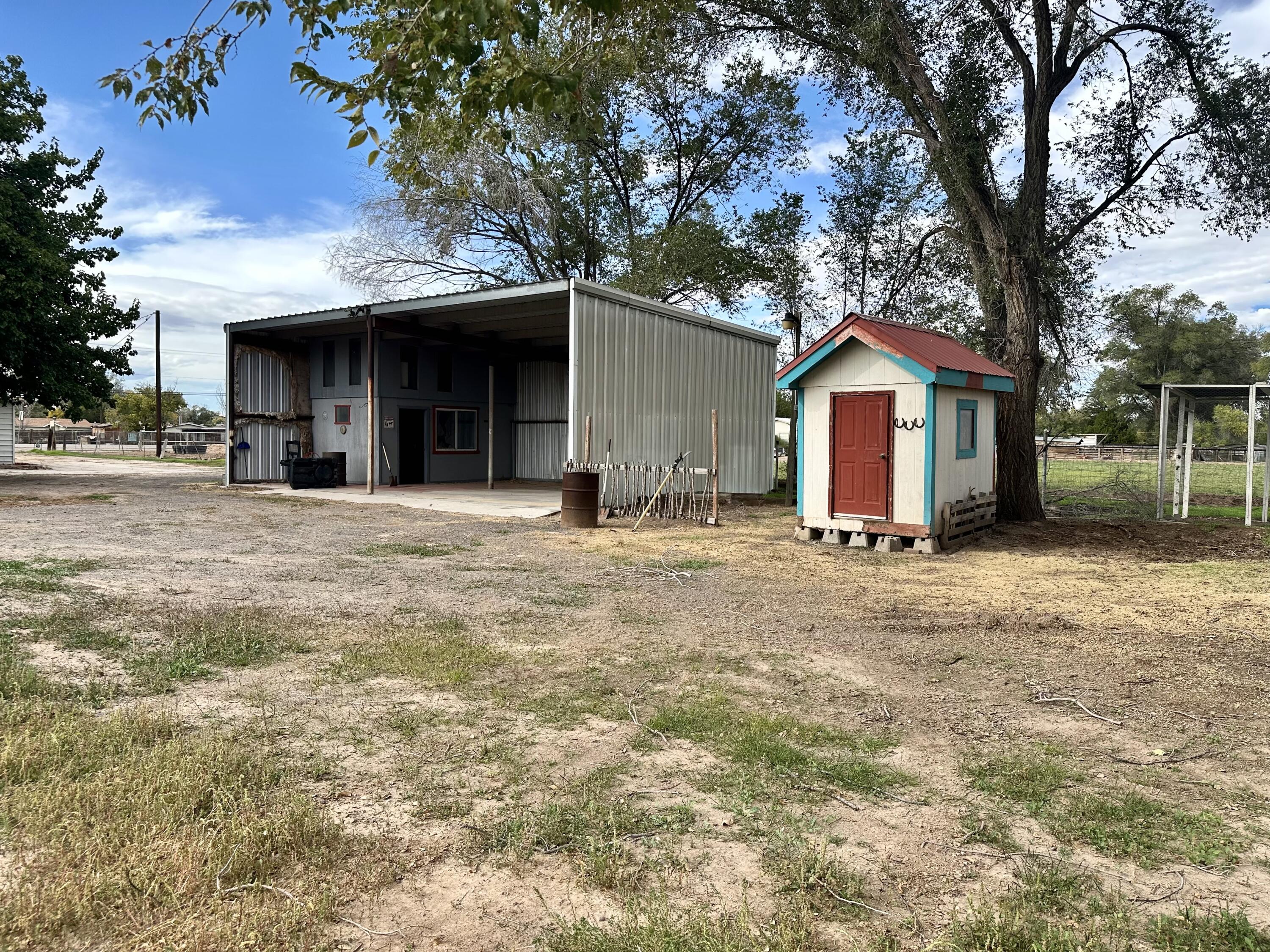 Photo 15 — 930 W Bosque Loop