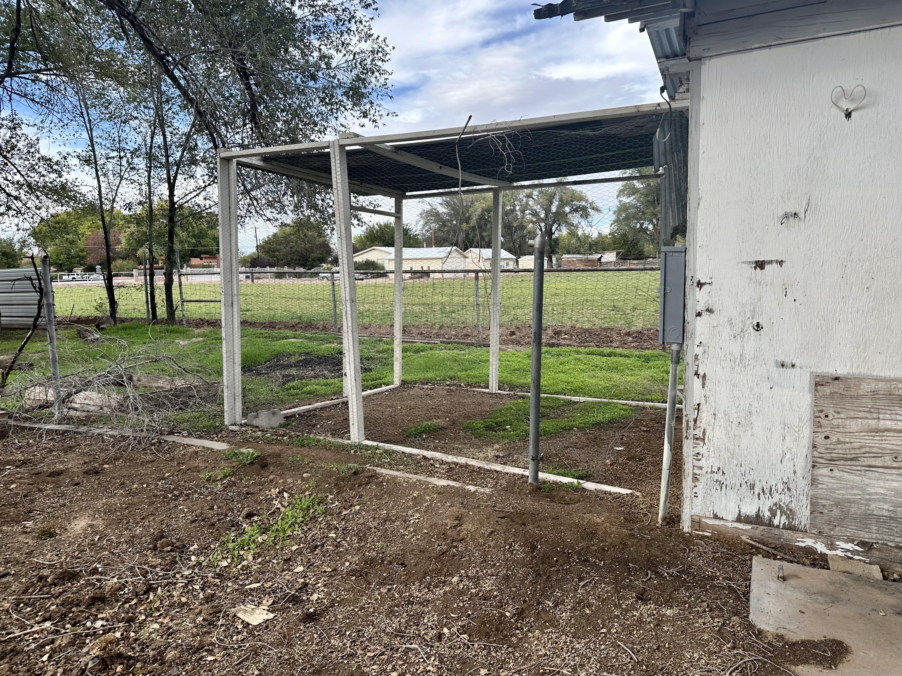 Photo 10 — 930 W Bosque Loop