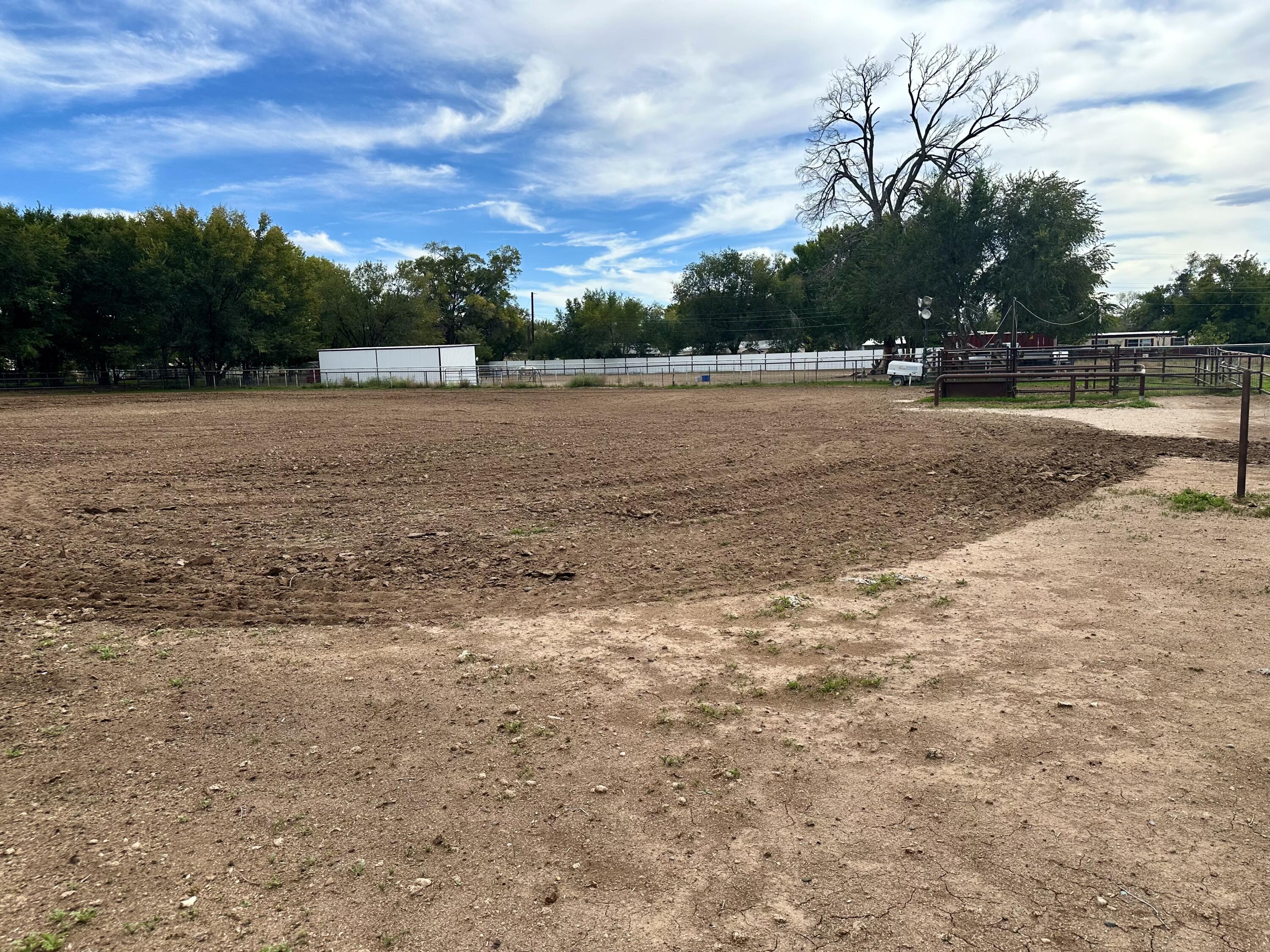 Photo 7 — 930 W Bosque Loop