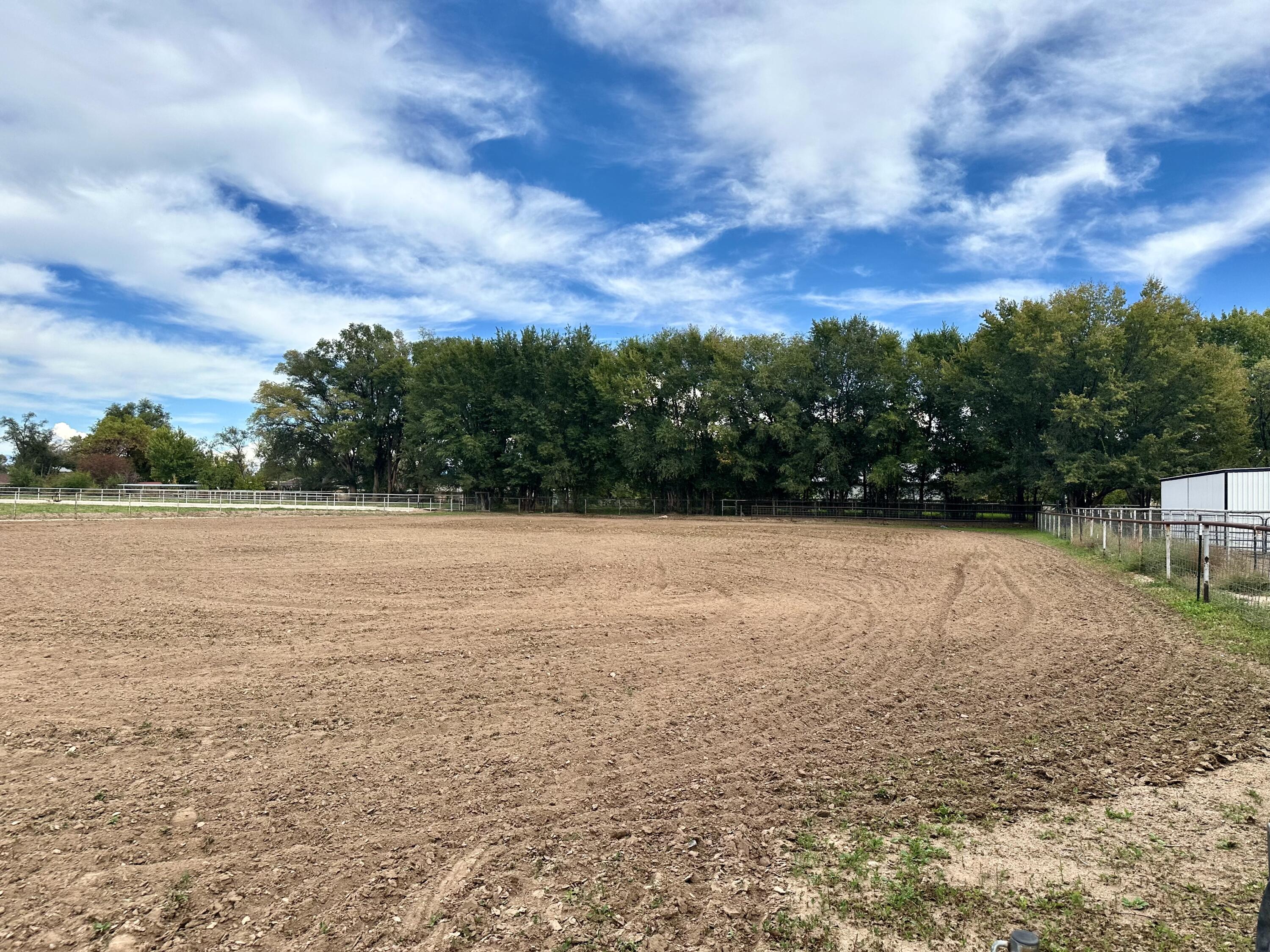 Photo 6 — 930 W Bosque Loop